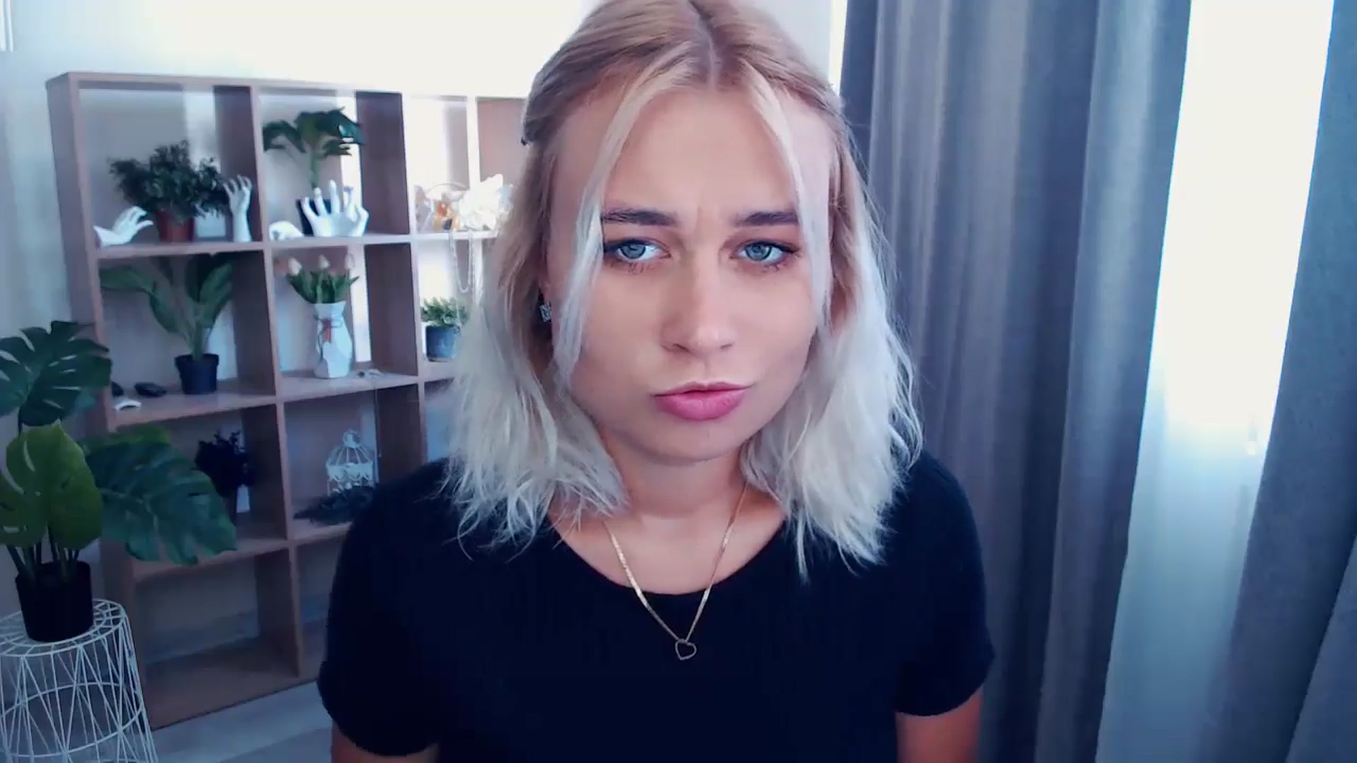 Gallery image thumbnail from Kukla_kolduna's myfreecams stream on, 06/28/2024, 14:51 image 16 of 20