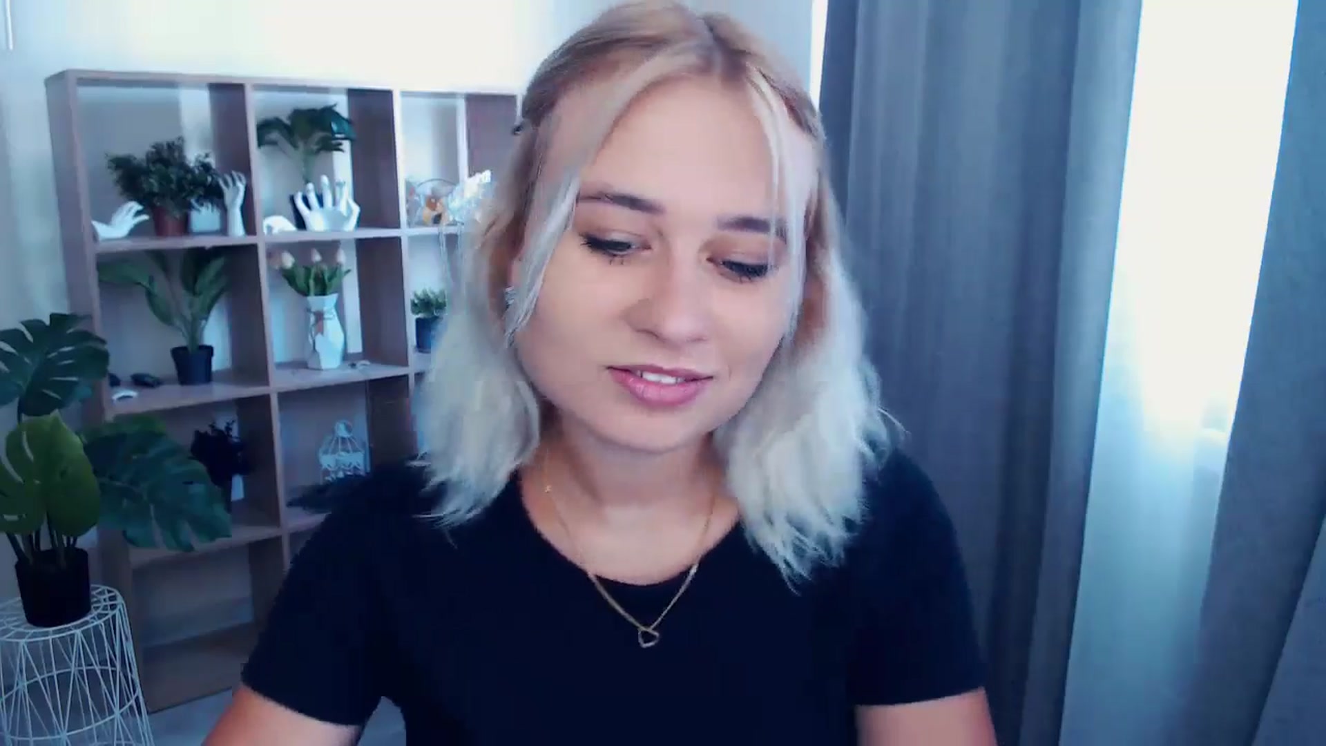 Gallery image thumbnail from Kukla_kolduna's myfreecams stream on, 06/28/2024, 14:51 image 2 of 20