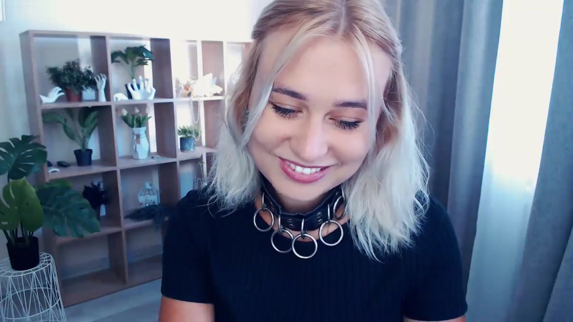 Gallery image thumbnail from Kukla_kolduna's myfreecams stream on, 06/28/2024, 15:28 image 8 of 20