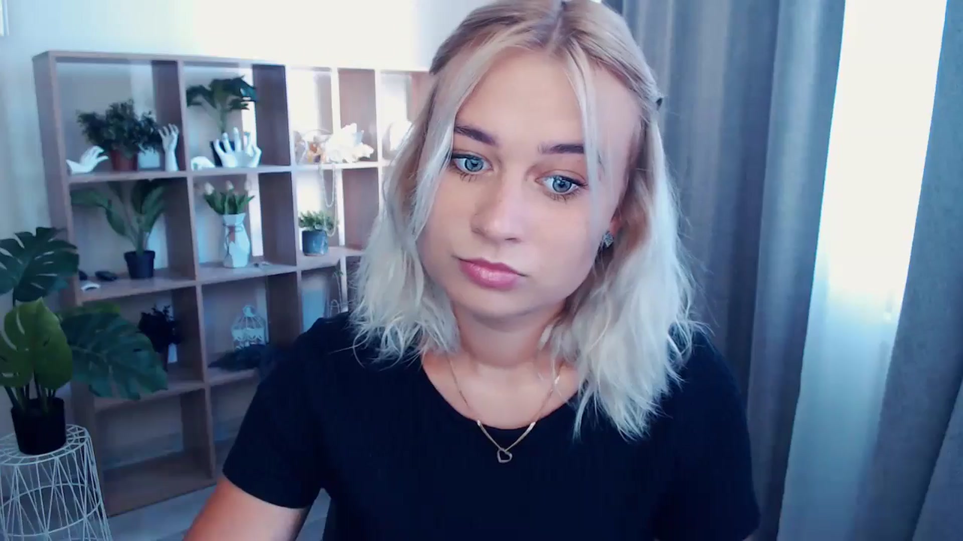Gallery image thumbnail from Kukla_kolduna's myfreecams stream on, 06/28/2024, 15:28 image 4 of 20