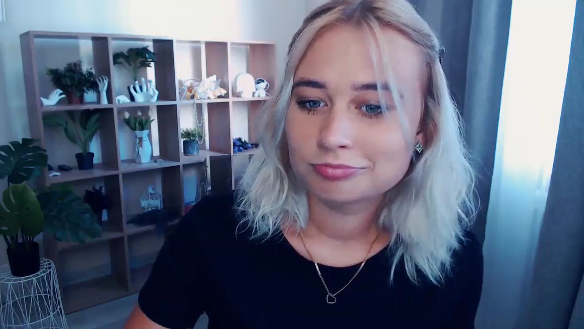 Gallery image thumbnail from Kukla_kolduna's myfreecams stream on, 06/28/2024, 15:28 image 17 of 20