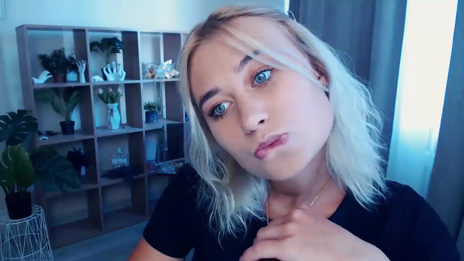 Gallery image thumbnail from Kukla_kolduna's myfreecams stream on, 06/28/2024, 15:28 image 15 of 20