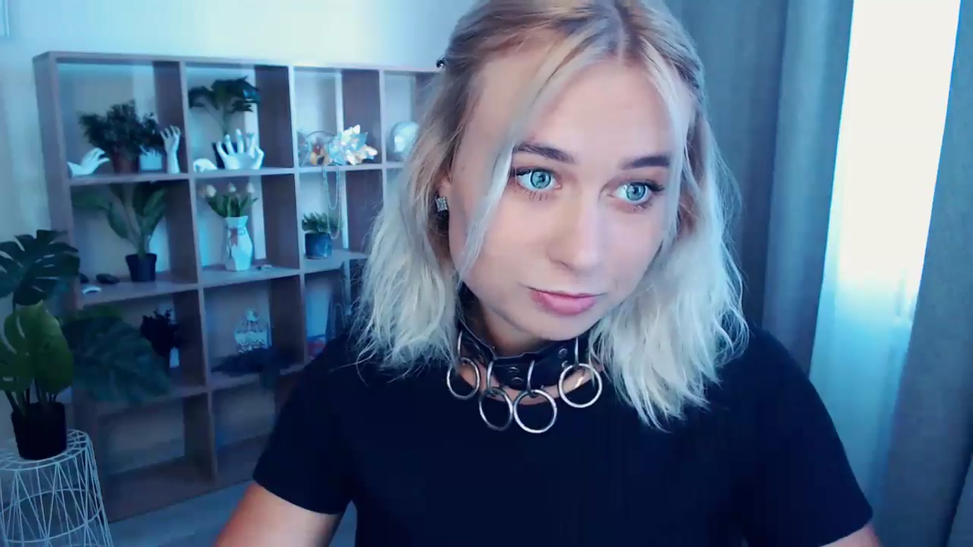 Gallery image thumbnail from Kukla_kolduna's myfreecams stream on, 06/28/2024, 15:28 image 12 of 20