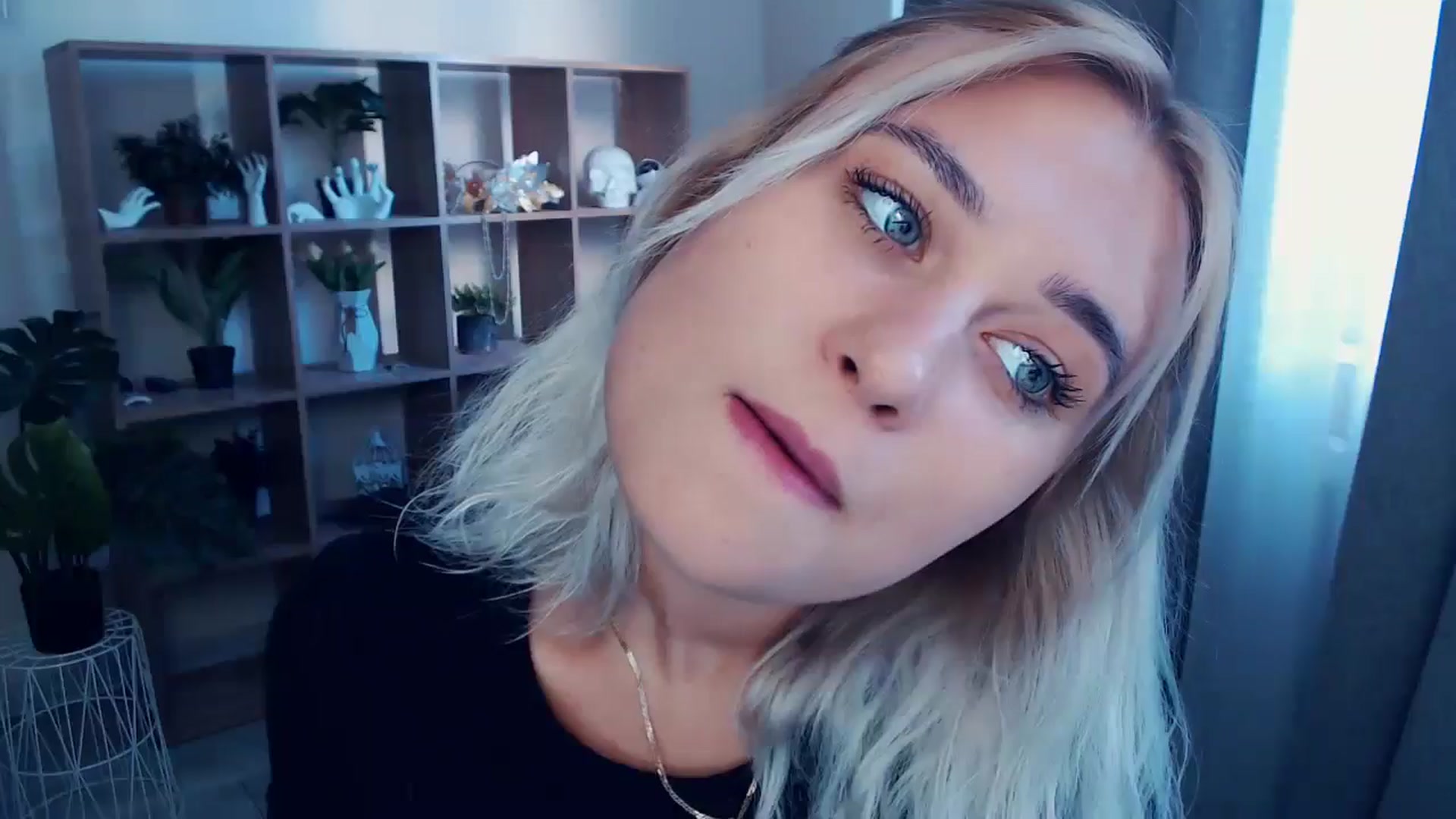 Gallery image thumbnail from Kukla_kolduna's myfreecams stream on, 06/28/2024, 17:42 image 5 of 20