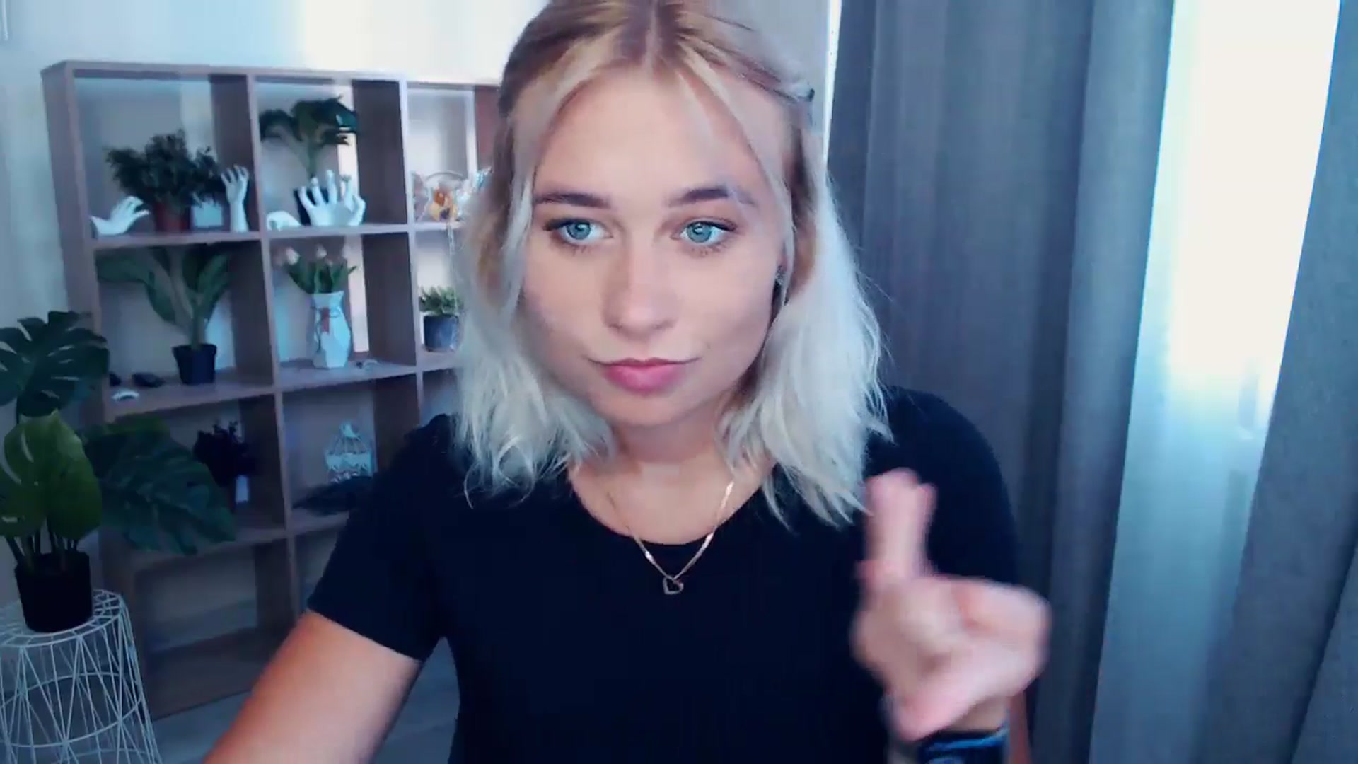 Gallery image thumbnail from Kukla_kolduna's myfreecams stream on, 06/28/2024, 17:42 image 8 of 20