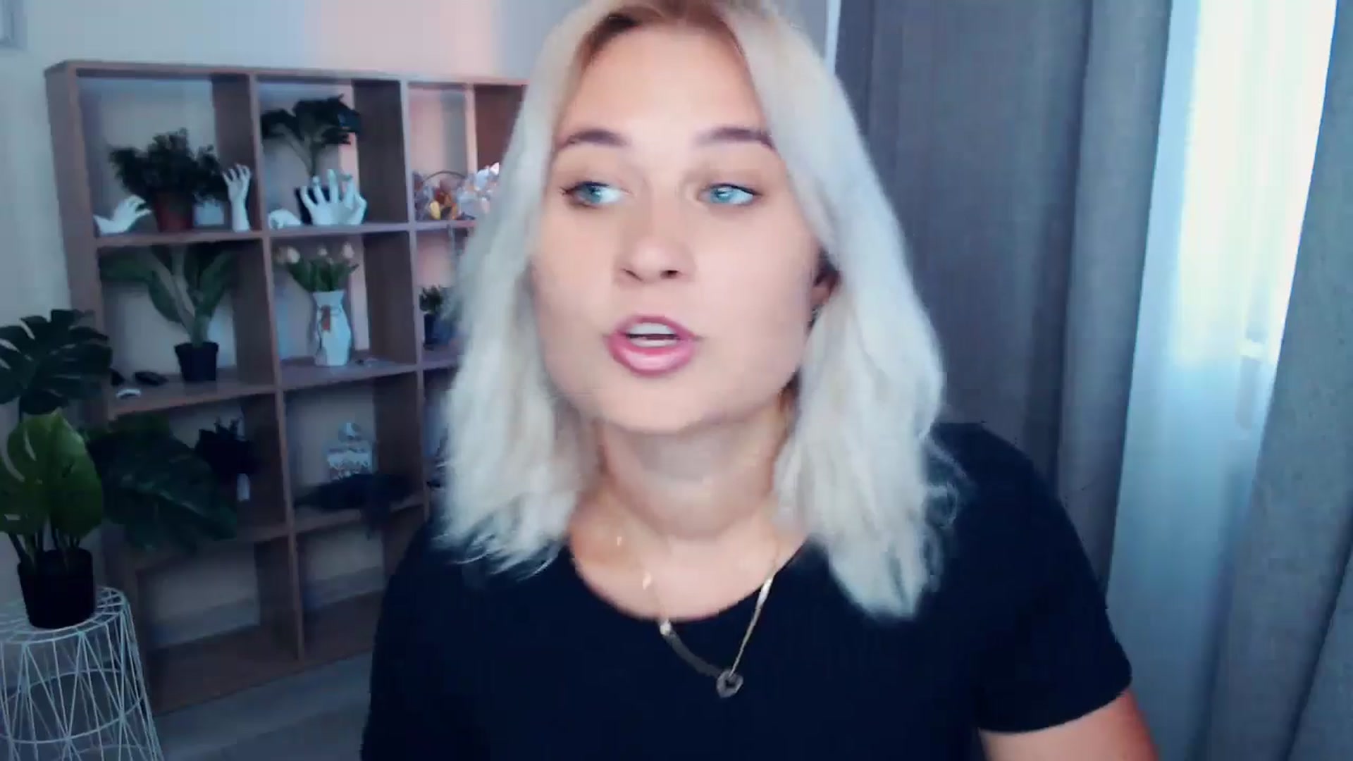 Gallery image thumbnail from Kukla_kolduna's myfreecams stream on, 06/28/2024, 18:02 image 2 of 20