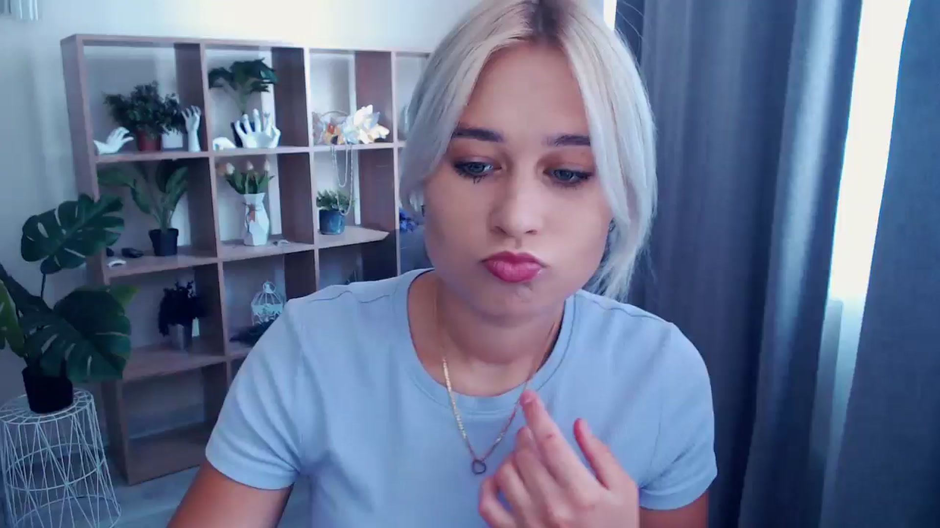 Gallery image thumbnail from Kukla_kolduna's myfreecams stream on, 06/29/2024, 11:12 image 1 of 20