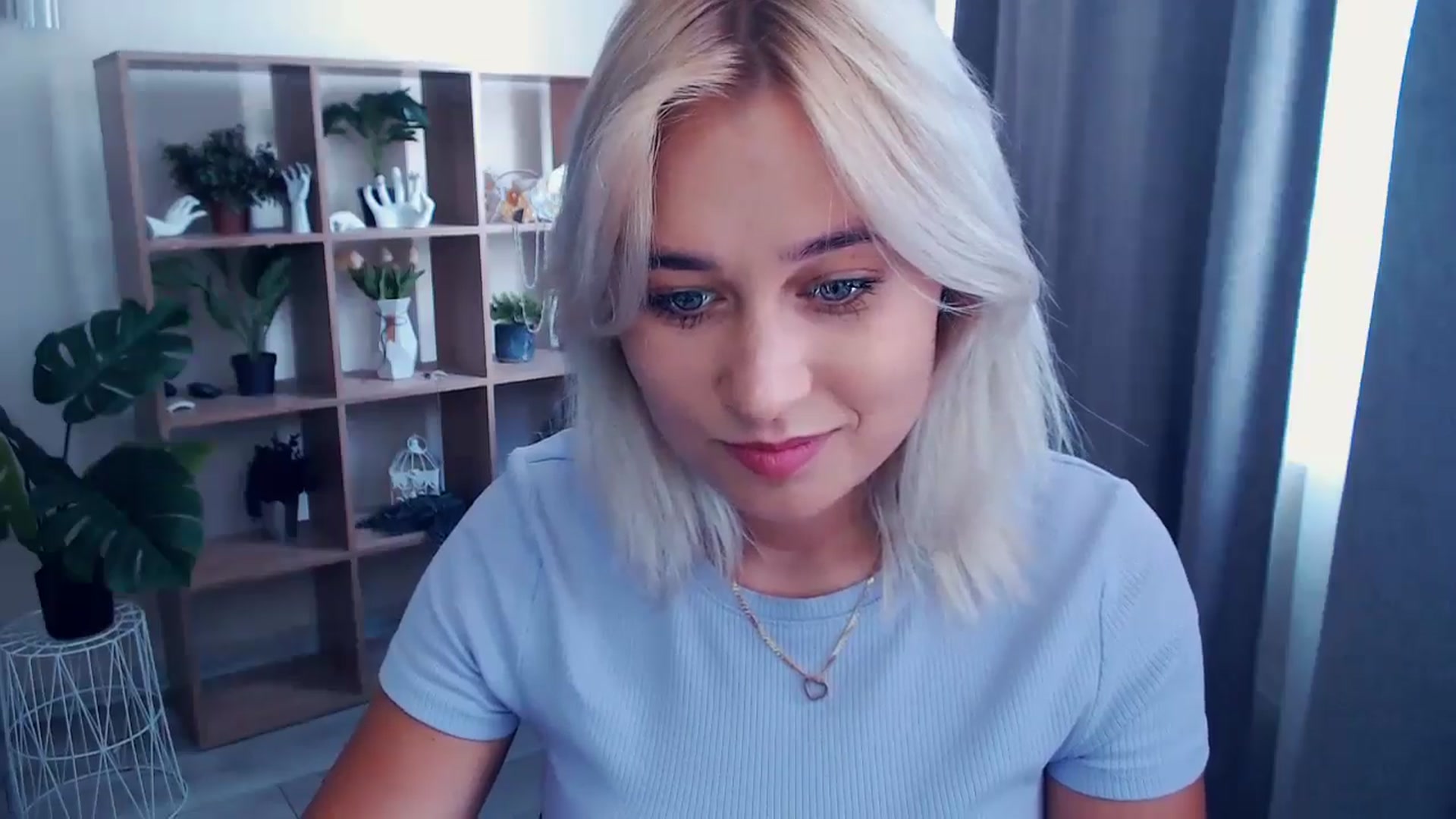 Gallery image thumbnail from Kukla_kolduna's myfreecams stream on, 06/29/2024, 11:12 image 17 of 20