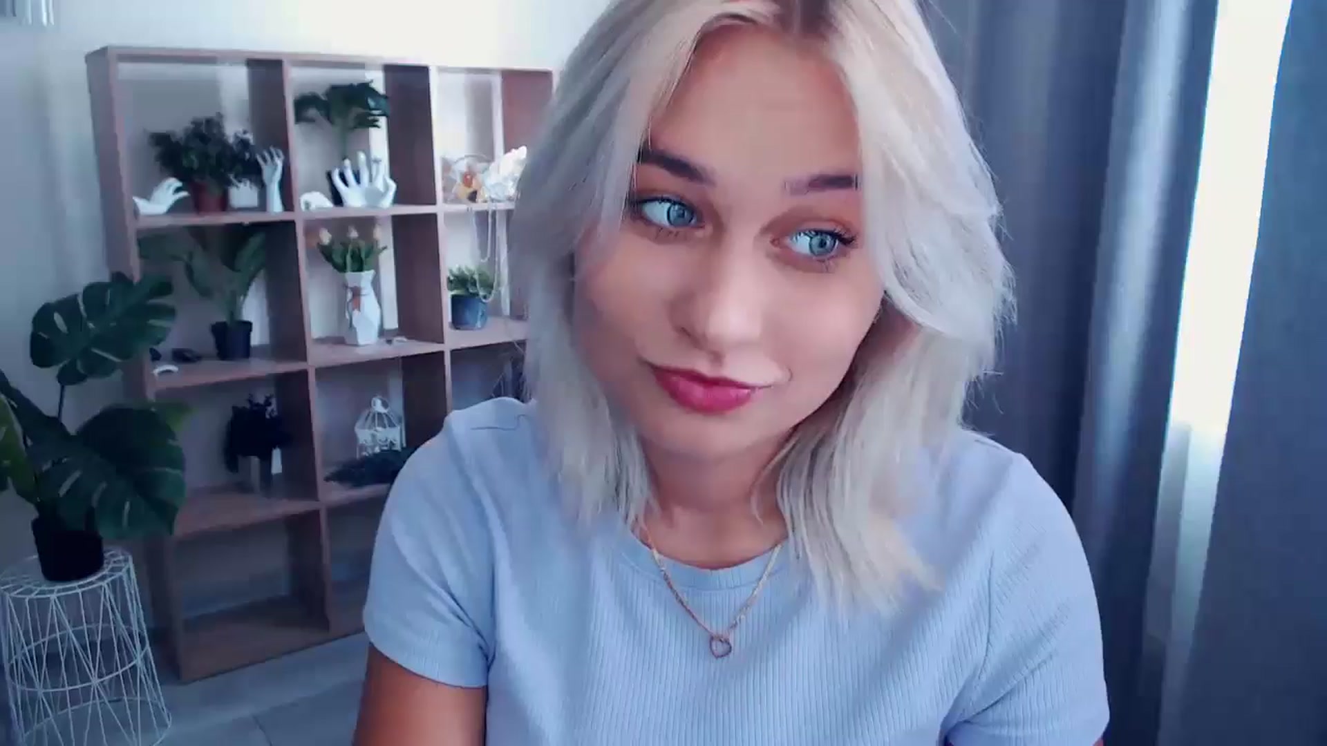 Gallery image thumbnail from Kukla_kolduna's myfreecams stream on, 06/29/2024, 11:27 image 1 of 20