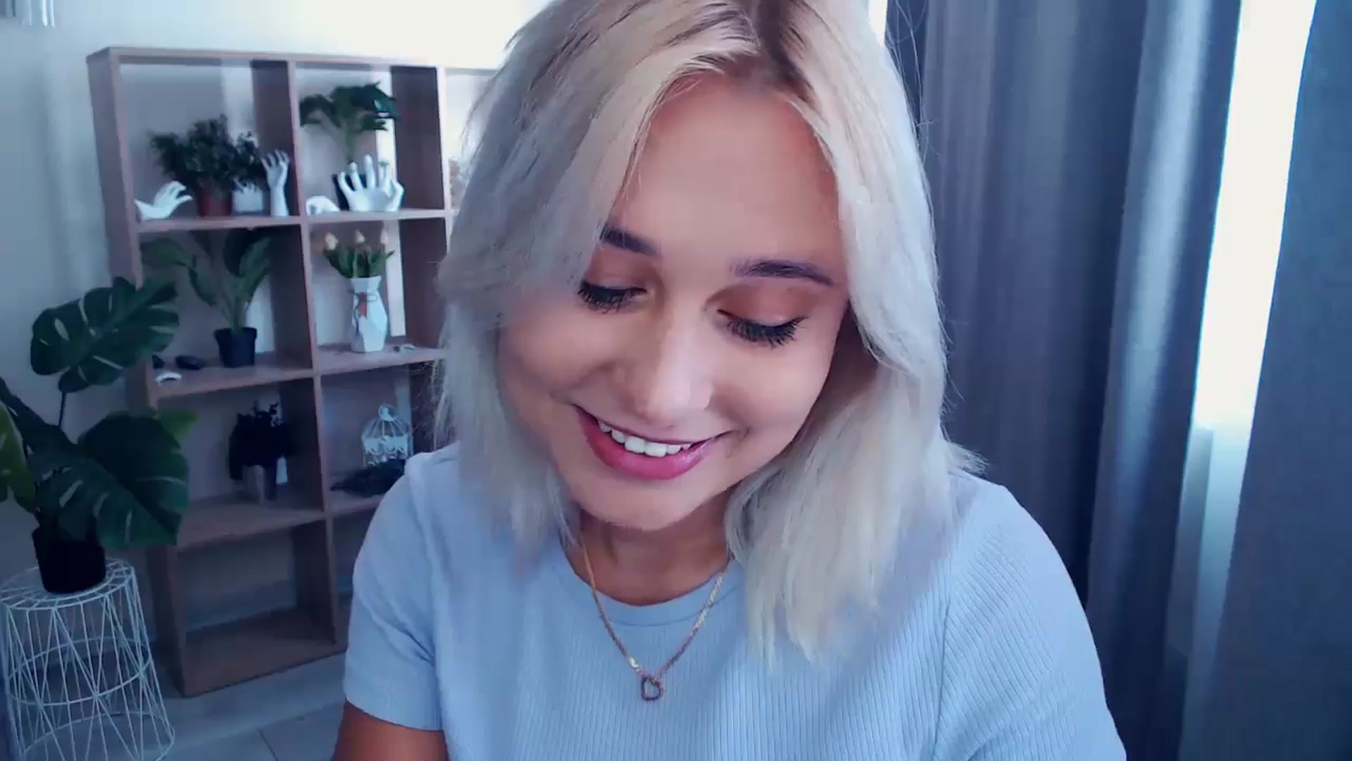 Gallery image thumbnail from Kukla_kolduna's myfreecams stream on, 06/29/2024, 11:42 image 12 of 20