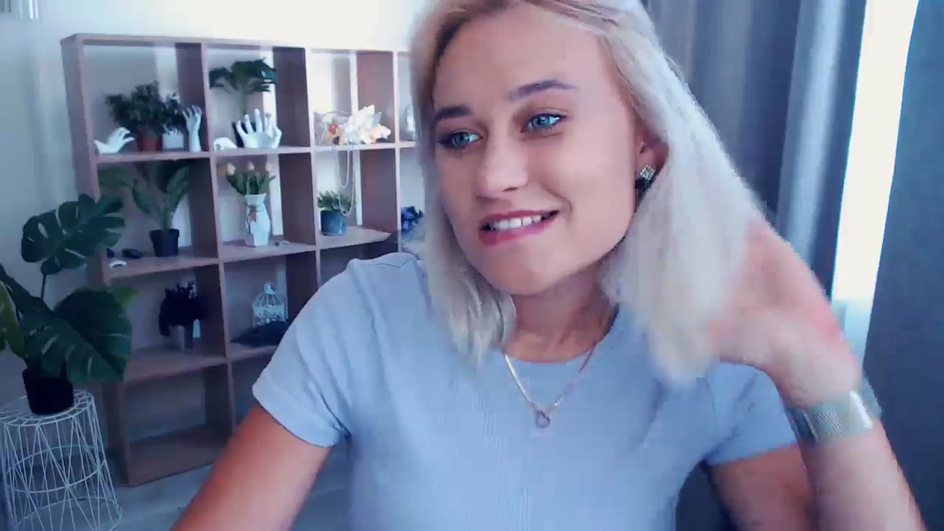 Gallery image thumbnail from Kukla_kolduna's myfreecams stream on, 06/29/2024, 11:42 image 17 of 20