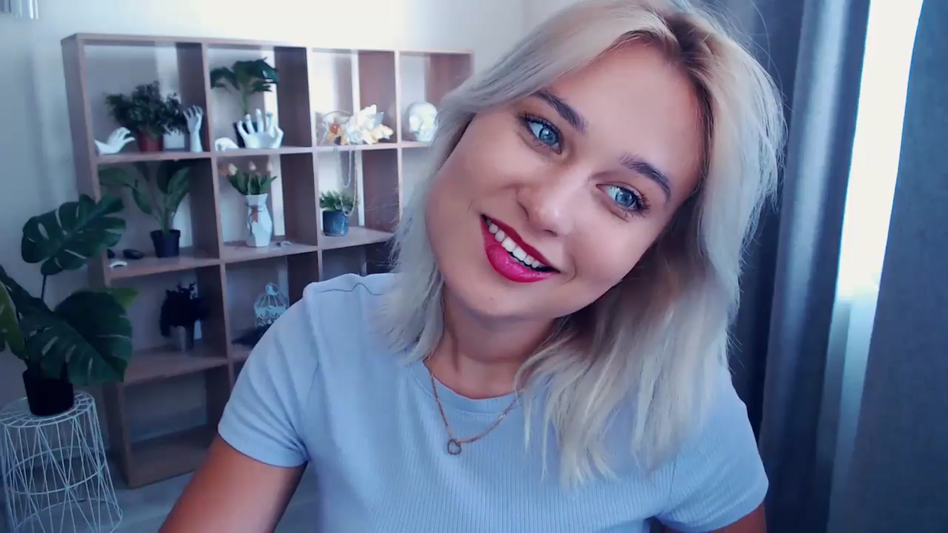 Gallery image thumbnail from Kukla_kolduna's myfreecams stream on, 06/29/2024, 12:23 image 15 of 20