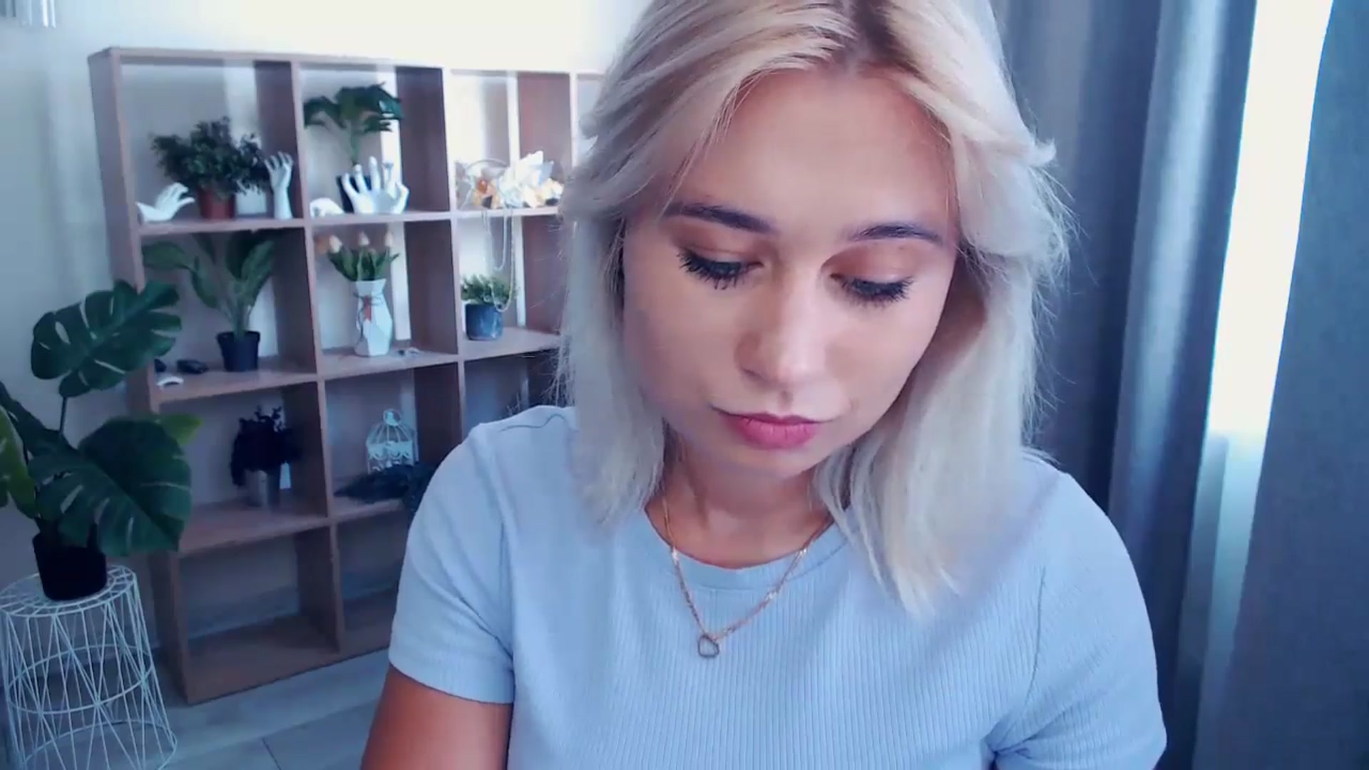 Gallery image thumbnail from Kukla_kolduna's myfreecams stream on, 06/29/2024, 12:23 image 5 of 20