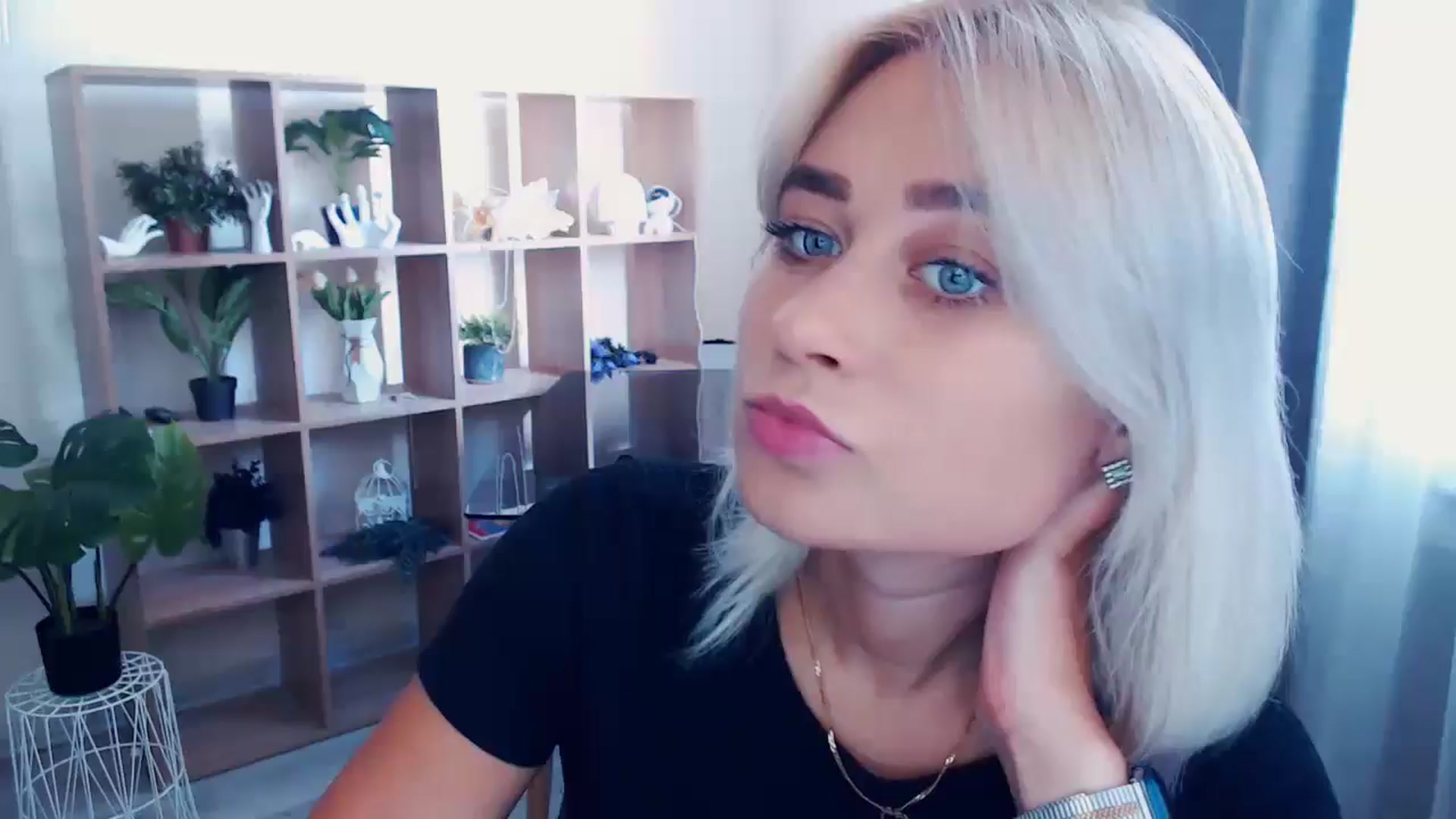 Gallery image thumbnail from Kukla_kolduna's myfreecams stream on, 06/30/2024, 13:43 image 20 of 20