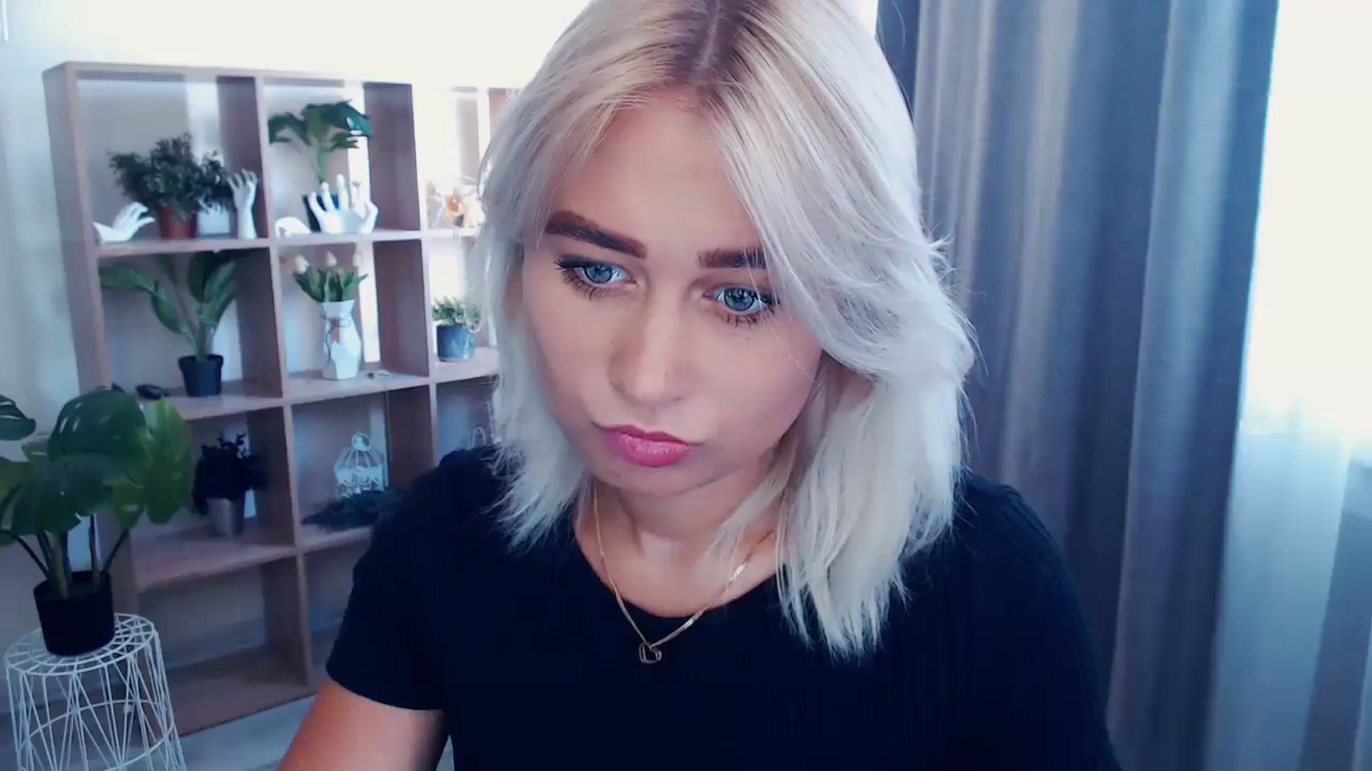 Gallery image thumbnail from Kukla_kolduna's myfreecams stream on, 06/30/2024, 14:22 image 19 of 20