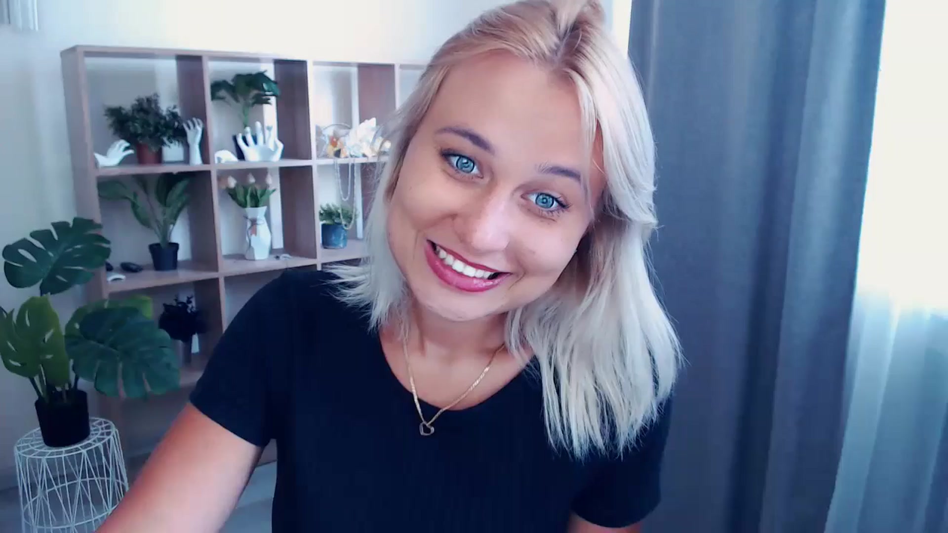 Gallery image thumbnail from Kukla_kolduna's myfreecams stream on, 07/04/2024, 11:52 image 1 of 20