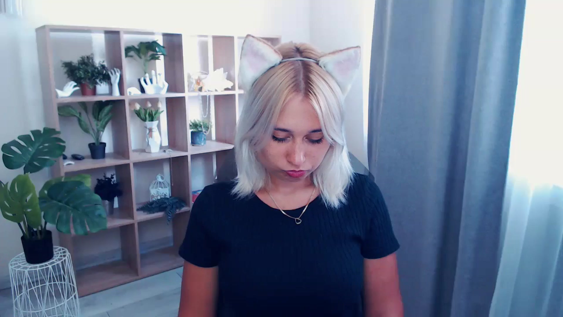 Gallery image thumbnail from Kukla_kolduna's myfreecams stream on, 07/04/2024, 11:52 image 18 of 20