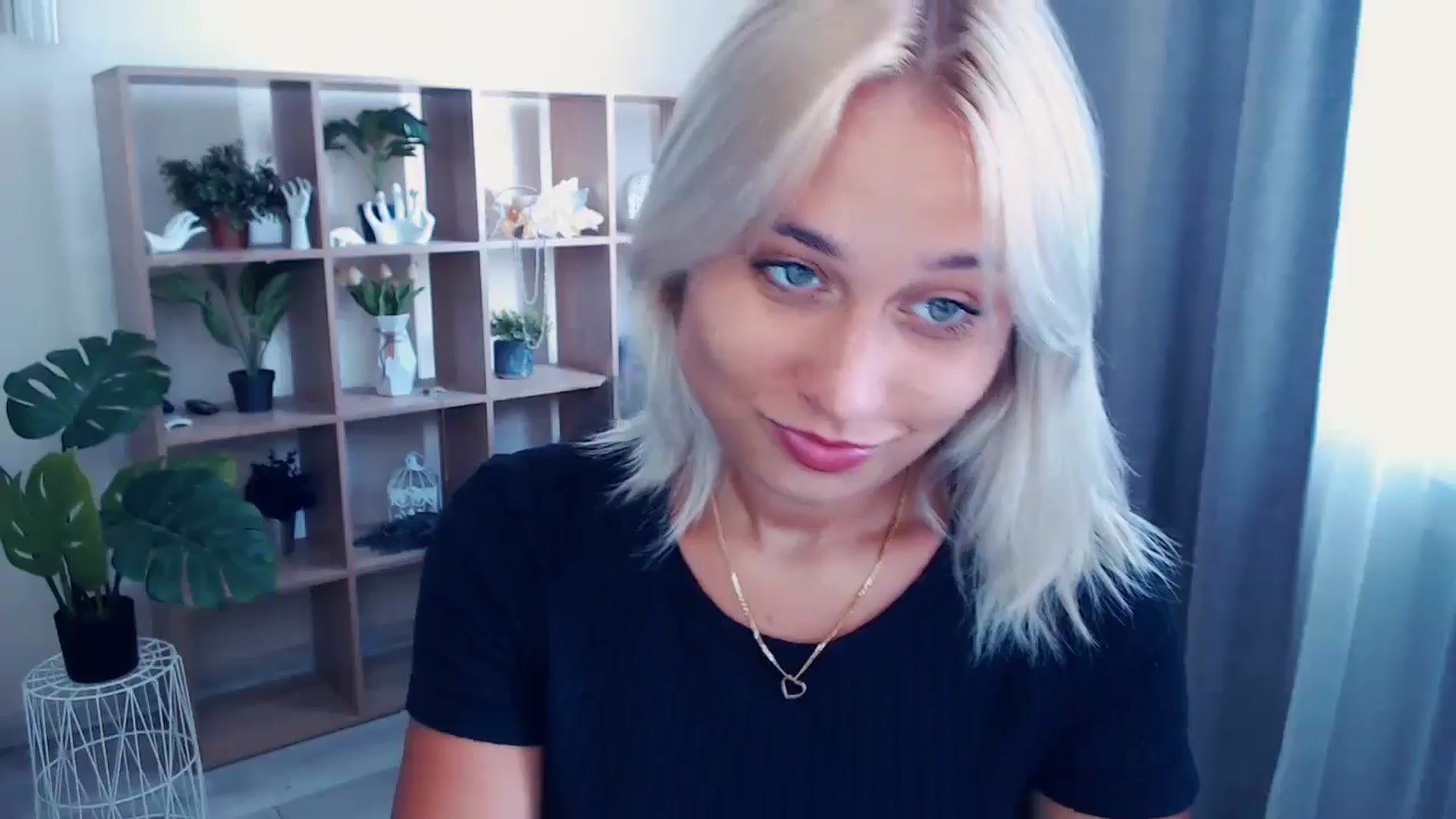 Gallery image thumbnail from Kukla_kolduna's myfreecams stream on, 07/04/2024, 11:52 image 9 of 20