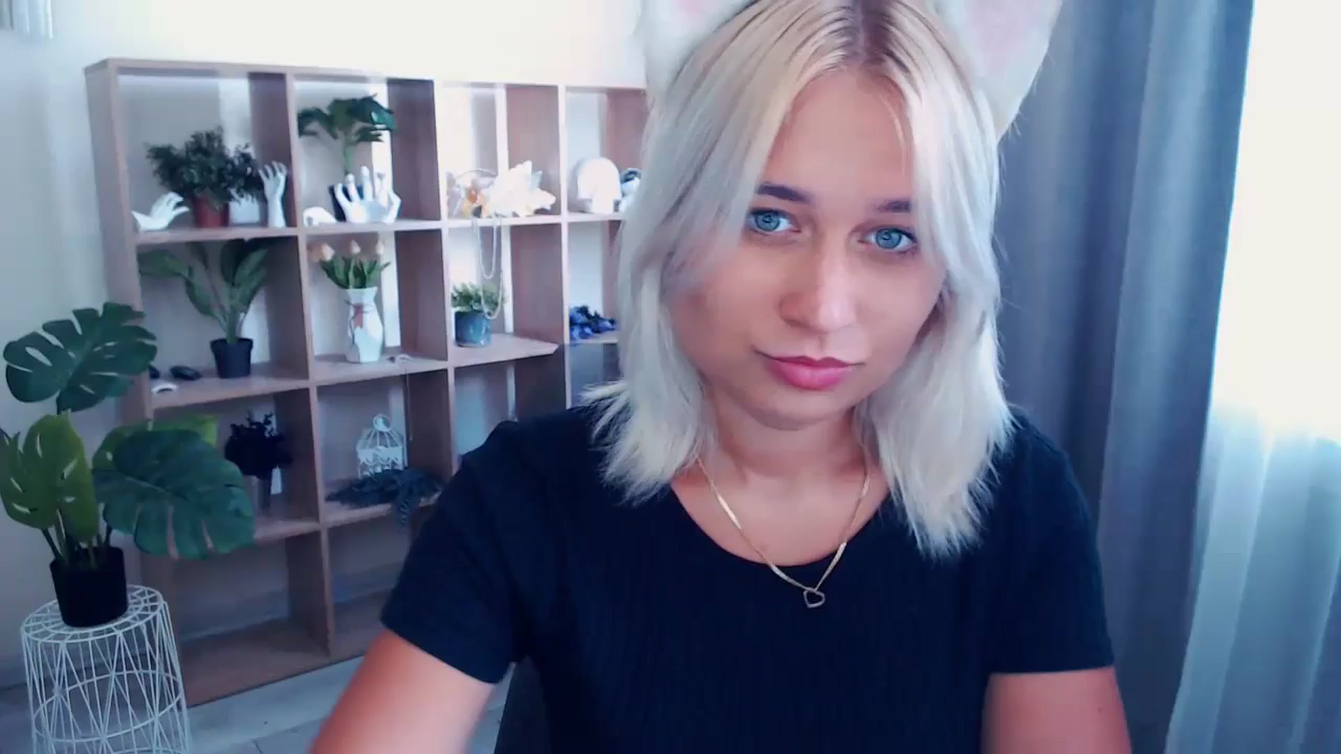 Gallery image thumbnail from Kukla_kolduna's myfreecams stream on, 07/04/2024, 11:52 image 17 of 20