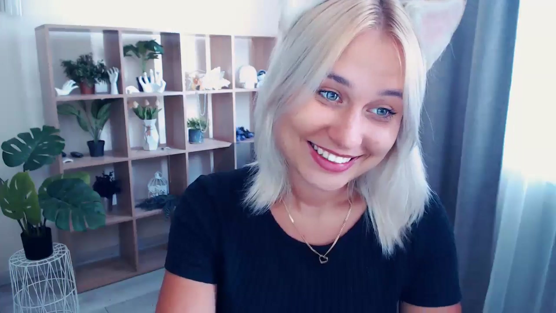 Gallery image thumbnail from Kukla_kolduna's myfreecams stream on, 07/04/2024, 11:52 image 20 of 20