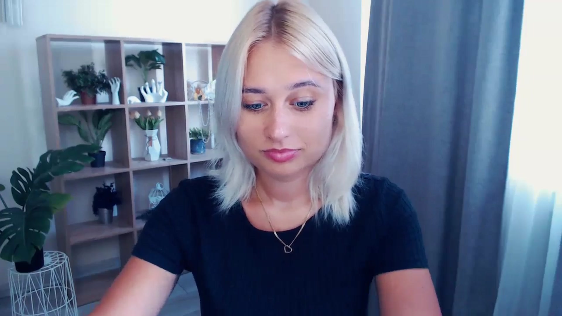Gallery image thumbnail from Kukla_kolduna's myfreecams stream on, 07/04/2024, 13:51 image 7 of 20