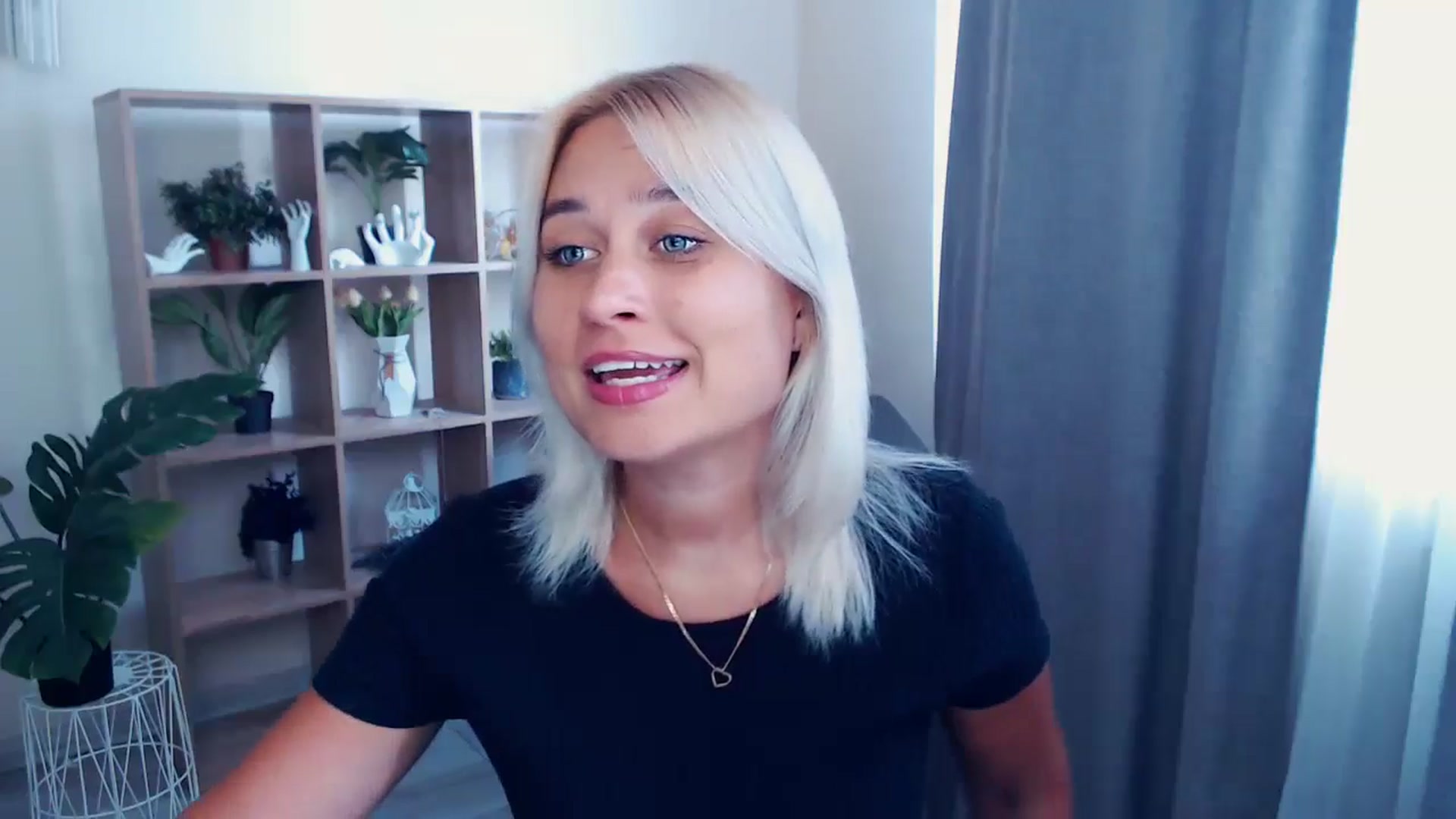Gallery image thumbnail from Kukla_kolduna's myfreecams stream on, 07/04/2024, 13:51 image 4 of 20