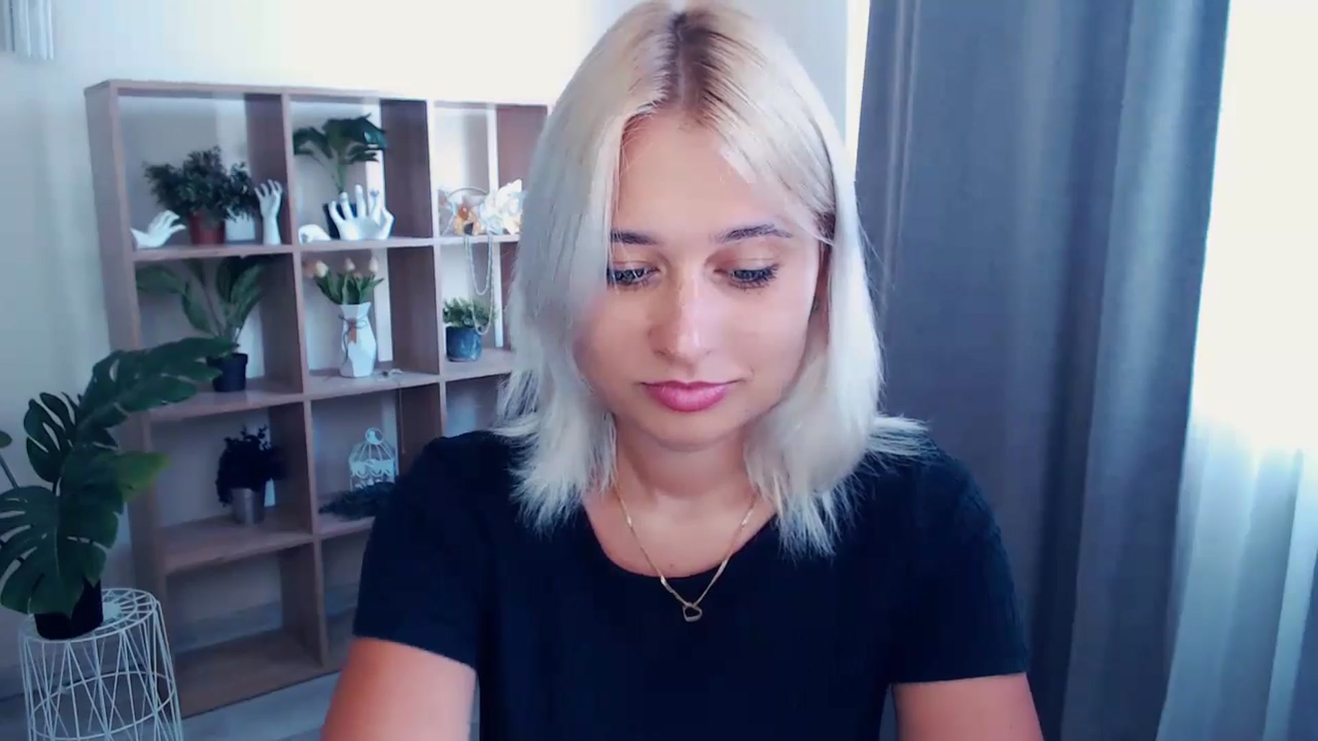 Gallery image thumbnail from Kukla_kolduna's myfreecams stream on, 07/04/2024, 13:51 image 9 of 20