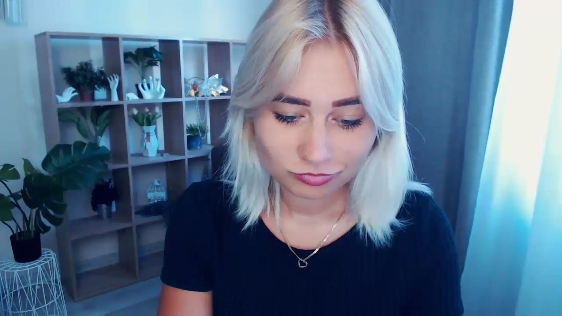 Gallery image thumbnail from Kukla_kolduna's myfreecams stream on, 07/05/2024, 16:49 image 16 of 20