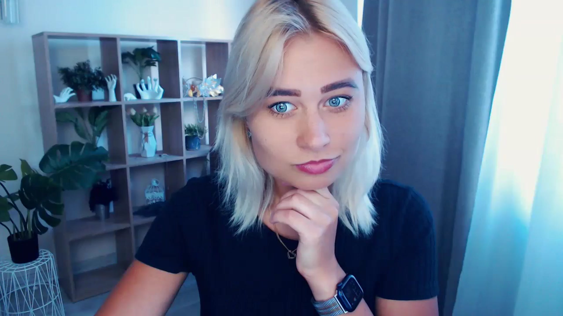 Gallery image thumbnail from Kukla_kolduna's myfreecams stream on, 07/05/2024, 16:49 image 12 of 20