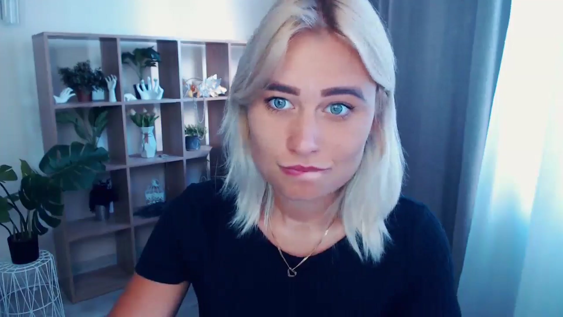 Gallery image thumbnail from Kukla_kolduna's myfreecams stream on, 07/05/2024, 16:49 image 11 of 20