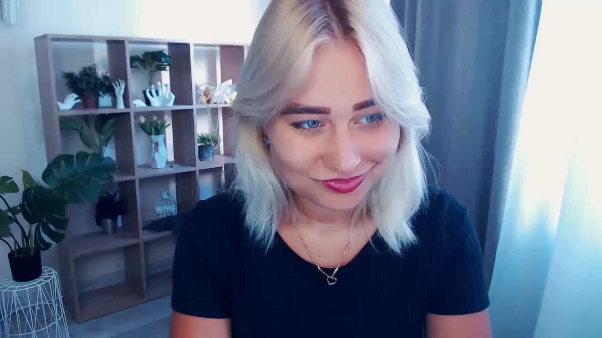 Gallery image thumbnail from Kukla_kolduna's myfreecams stream on, 07/05/2024, 16:49 image 1 of 20