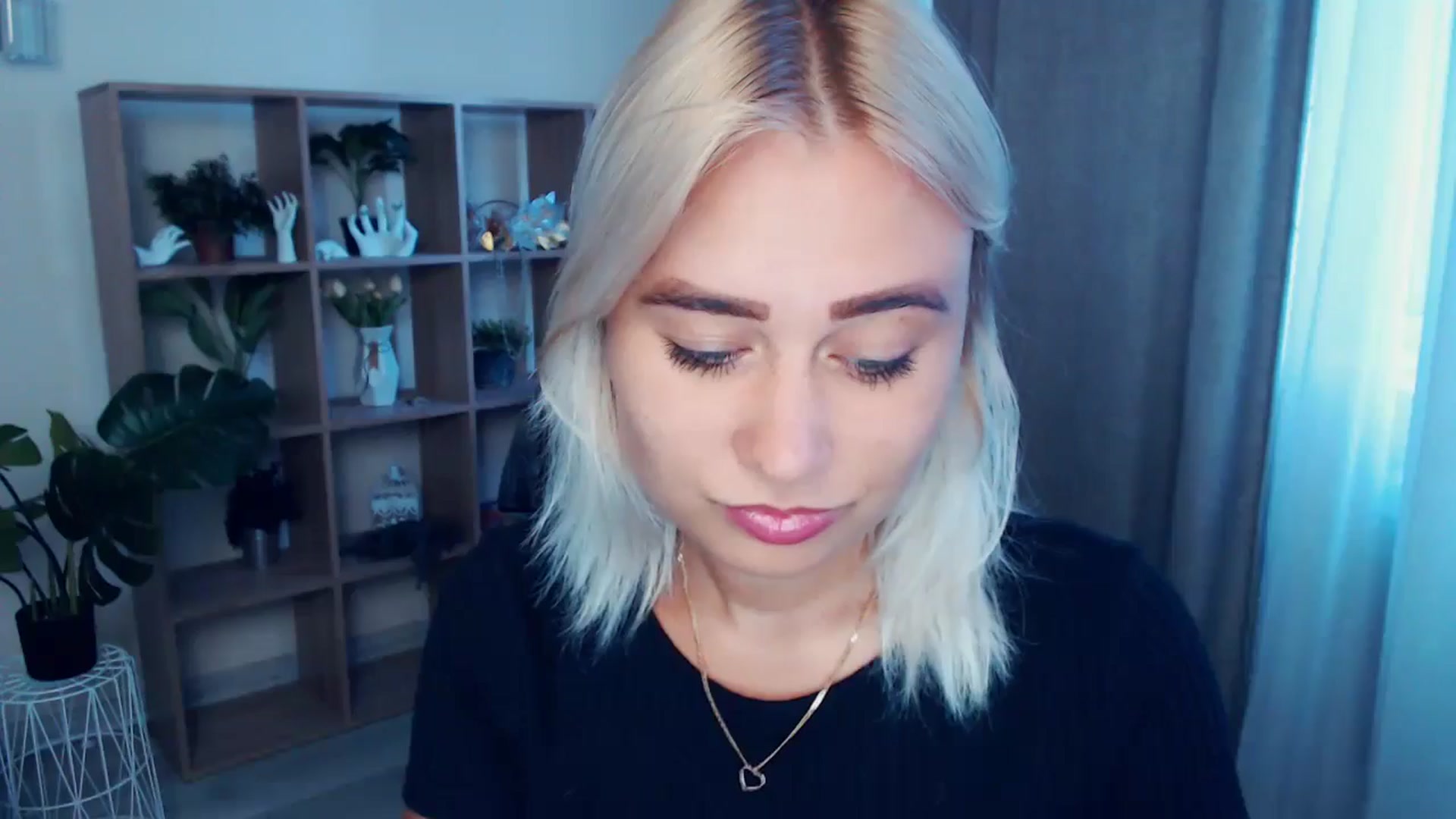Gallery image thumbnail from Kukla_kolduna's myfreecams stream on, 07/05/2024, 17:57 image 1 of 20