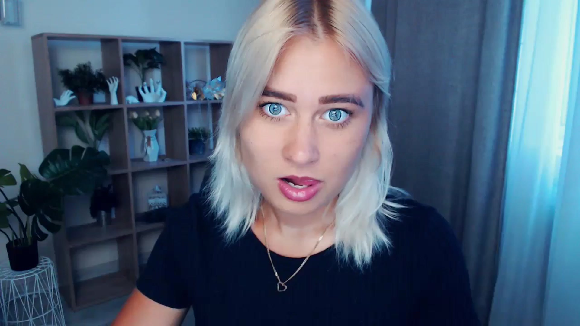 Gallery image thumbnail from Kukla_kolduna's myfreecams stream on, 07/05/2024, 17:57 image 8 of 20