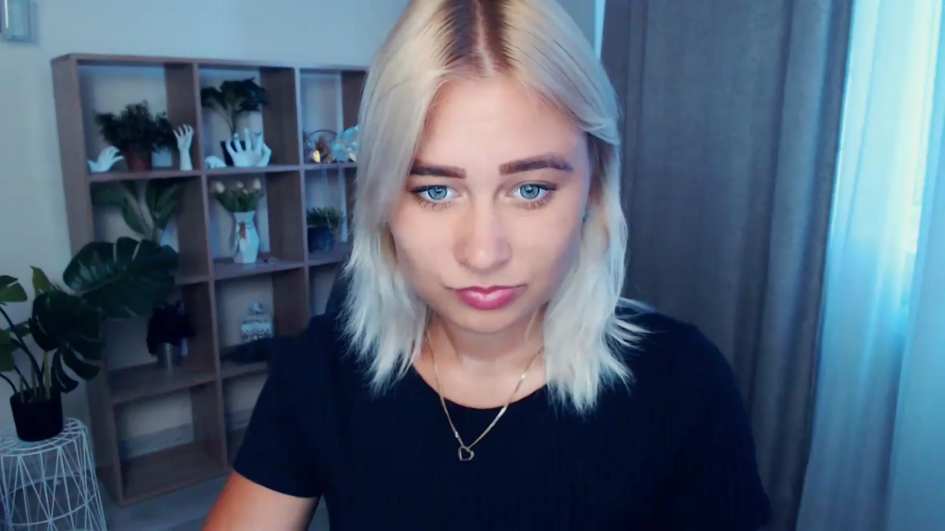 Gallery image thumbnail from Kukla_kolduna's myfreecams stream on, 07/05/2024, 17:57 image 11 of 20