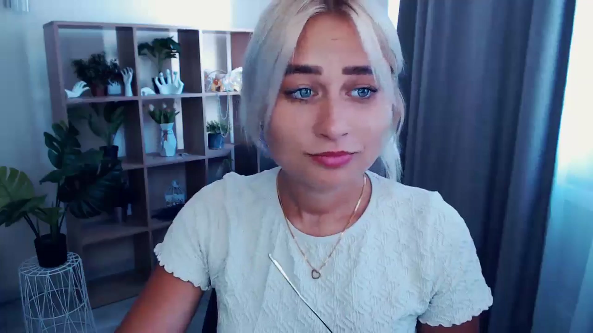 Gallery image thumbnail from Kukla_kolduna's myfreecams stream on, 07/06/2024, 11:37 image 19 of 20