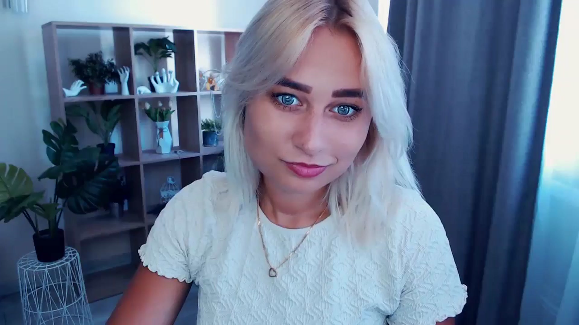 Gallery image thumbnail from Kukla_kolduna's myfreecams stream on, 07/06/2024, 11:37 image 7 of 20