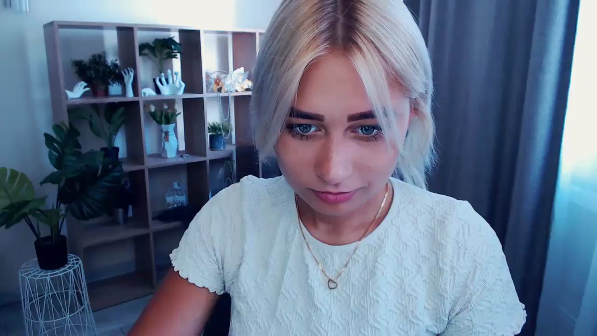 Gallery image thumbnail from Kukla_kolduna's myfreecams stream on, 07/06/2024, 11:37 image 20 of 20