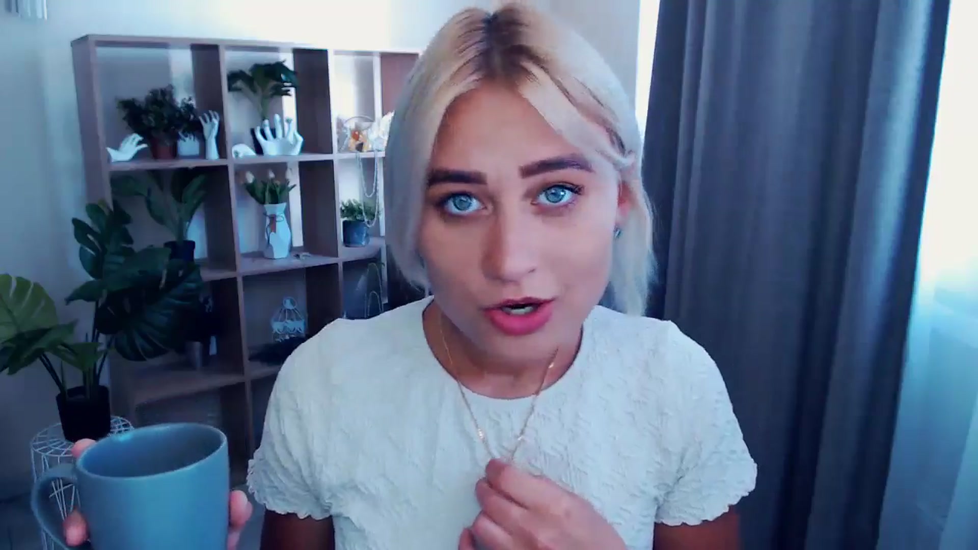 Gallery image thumbnail from Kukla_kolduna's myfreecams stream on, 07/06/2024, 12:06 image 5 of 20