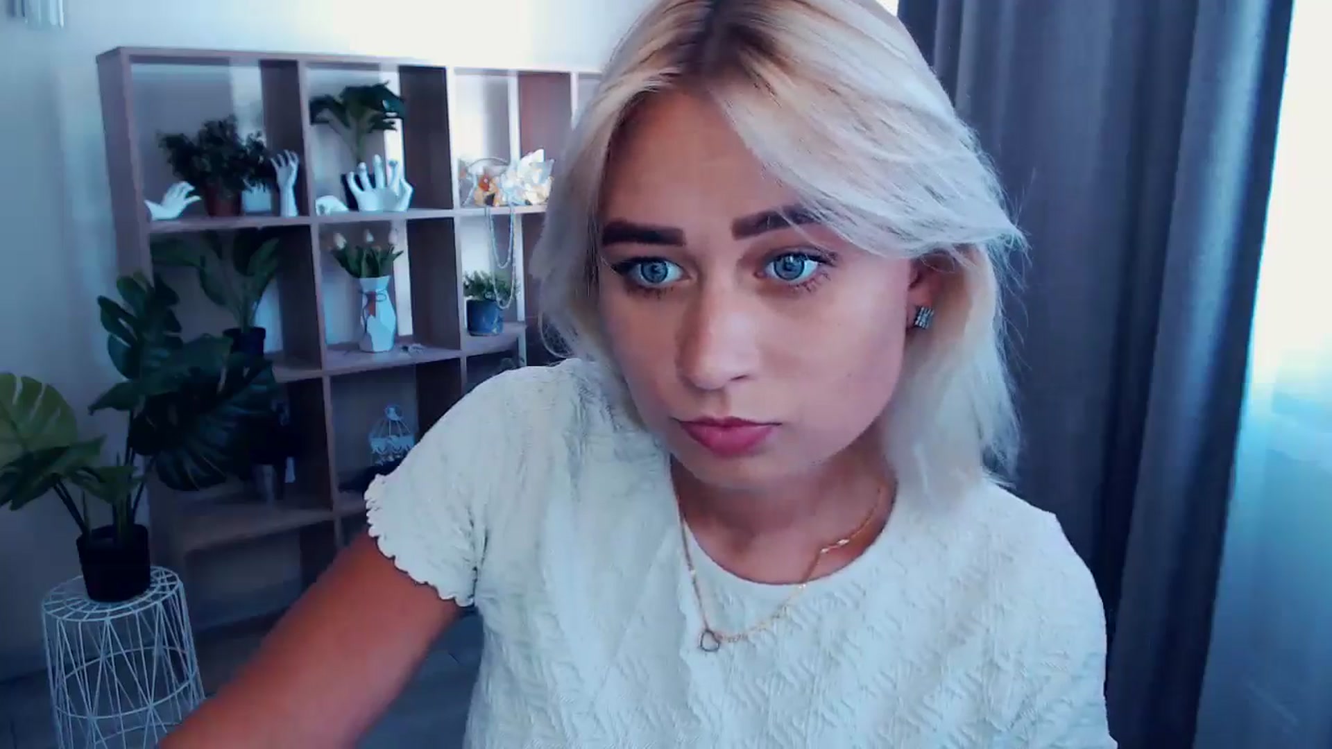 Gallery image thumbnail from Kukla_kolduna's myfreecams stream on, 07/06/2024, 12:06 image 14 of 20