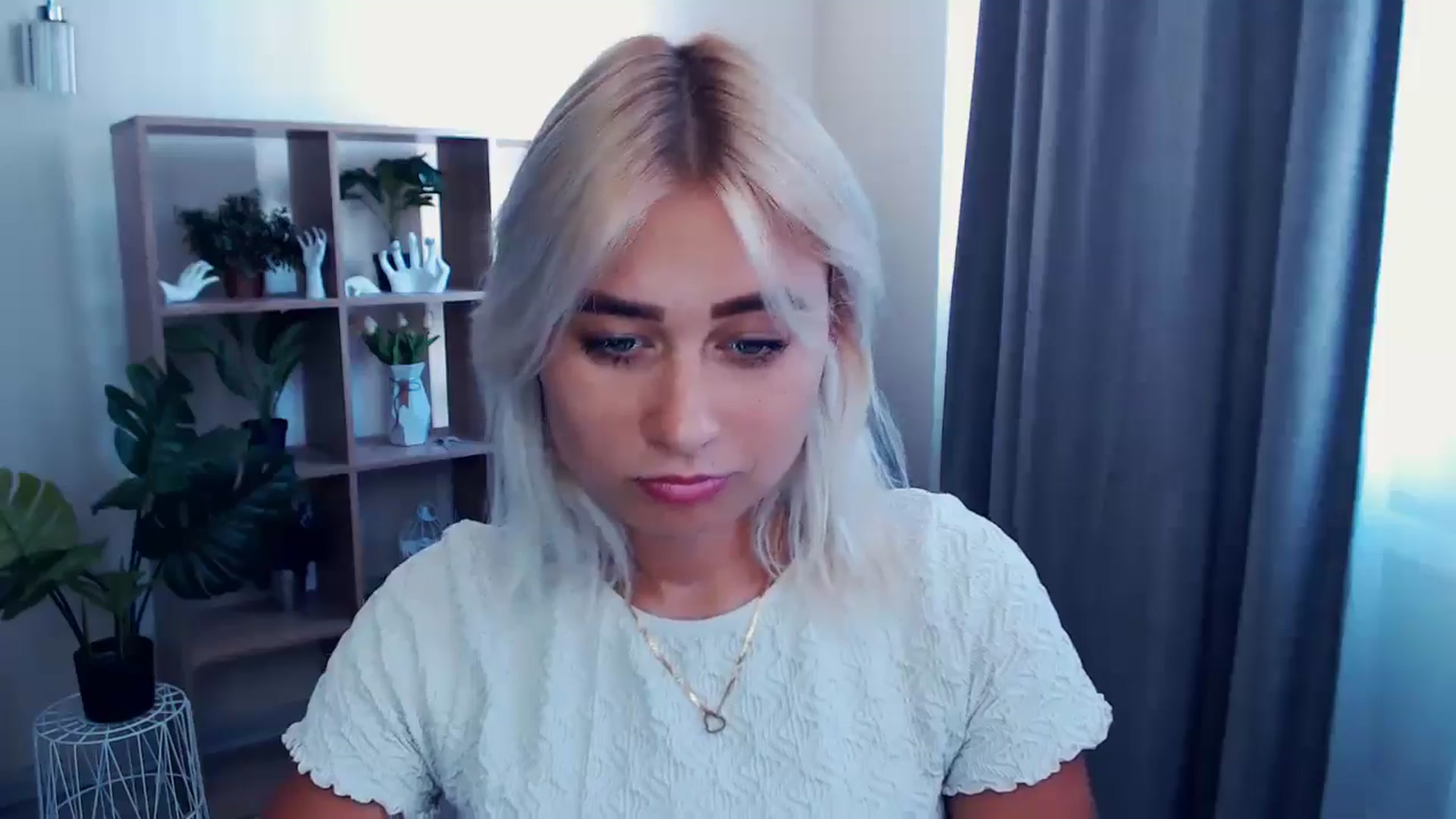 Gallery image thumbnail from Kukla_kolduna's myfreecams stream on, 07/06/2024, 13:20 image 6 of 20