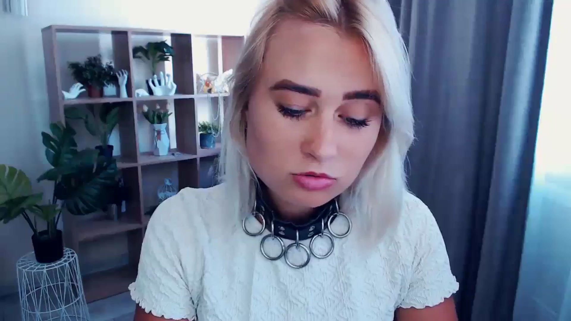 Gallery image thumbnail from Kukla_kolduna's myfreecams stream on, 07/06/2024, 13:20 image 11 of 20