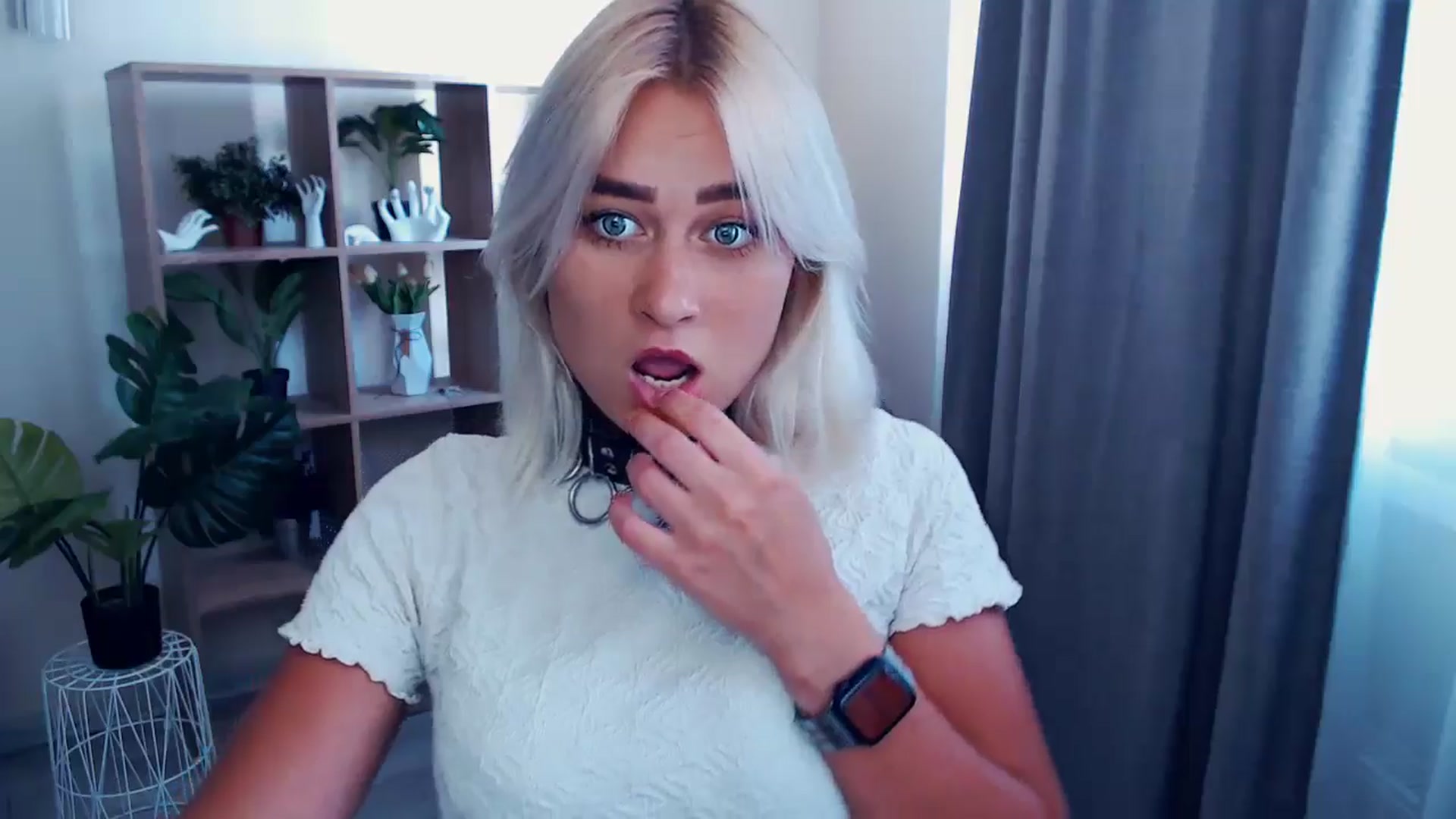 Gallery image thumbnail from Kukla_kolduna's myfreecams stream on, 07/06/2024, 13:20 image 14 of 20