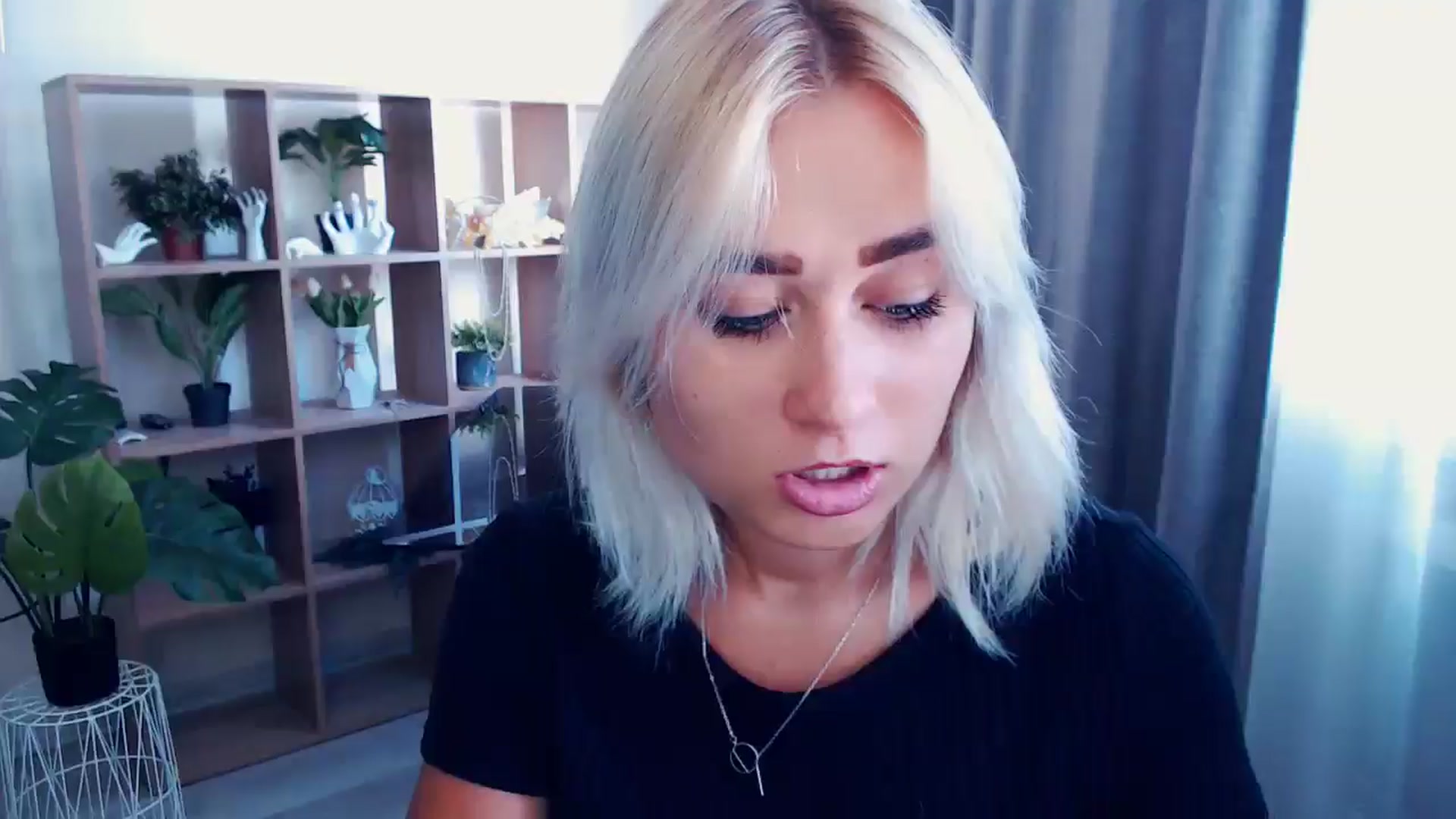 Gallery image thumbnail from Kukla_kolduna's myfreecams stream on, 07/07/2024, 12:56 image 17 of 20