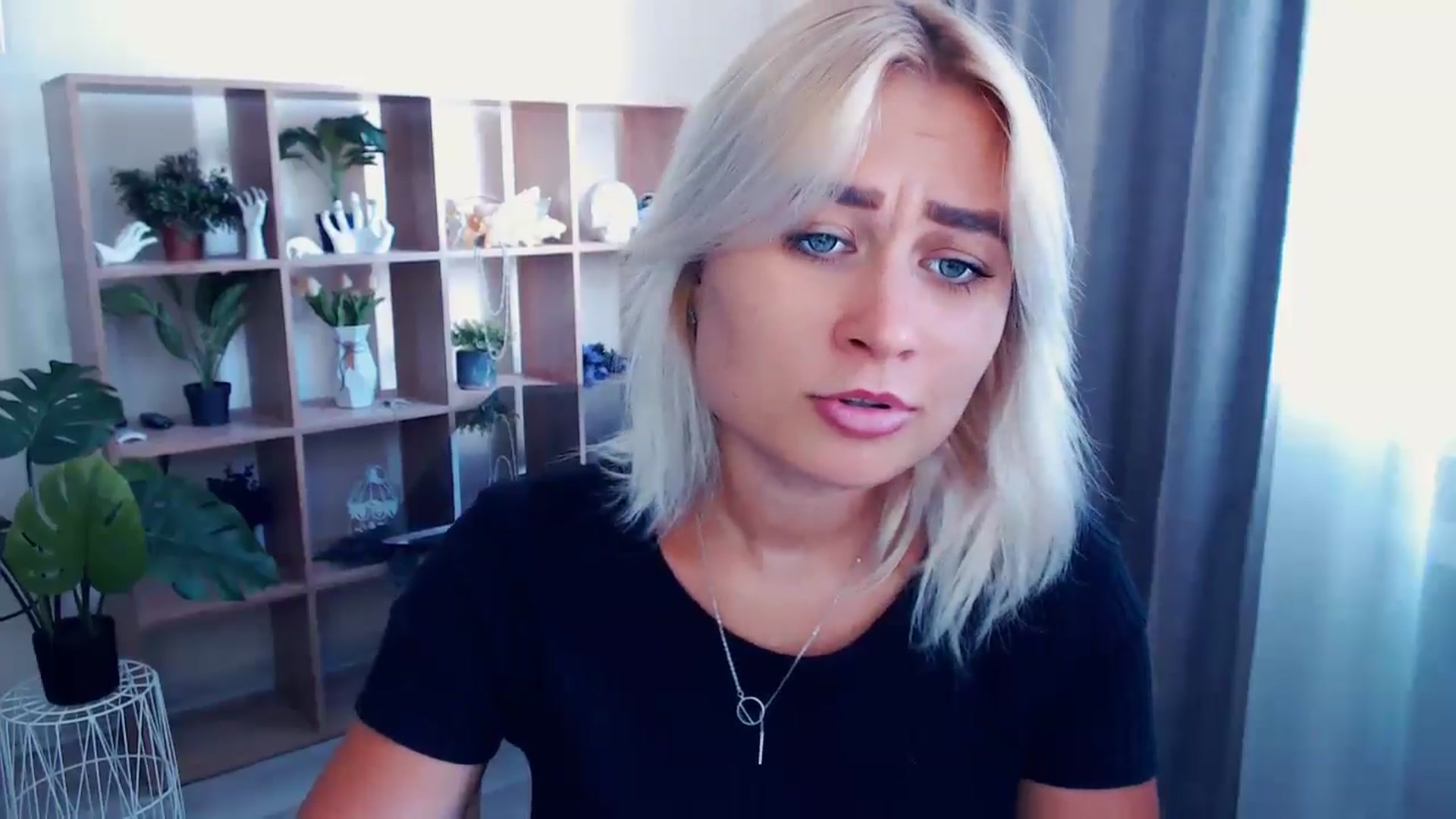 Gallery image thumbnail from Kukla_kolduna's myfreecams stream on, 07/07/2024, 12:56 image 10 of 20