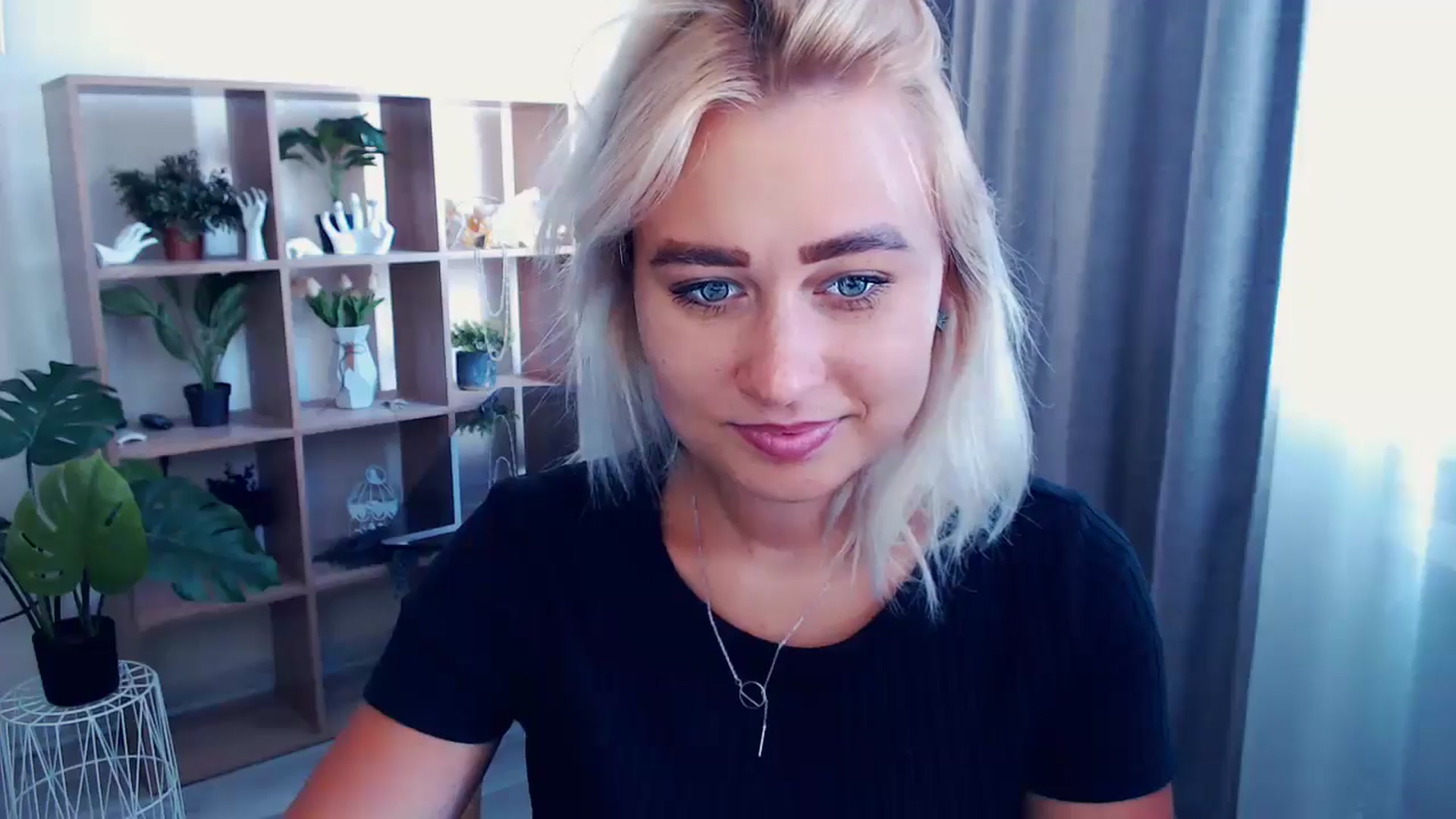 Gallery image thumbnail from Kukla_kolduna's myfreecams stream on, 07/07/2024, 12:56 image 8 of 20