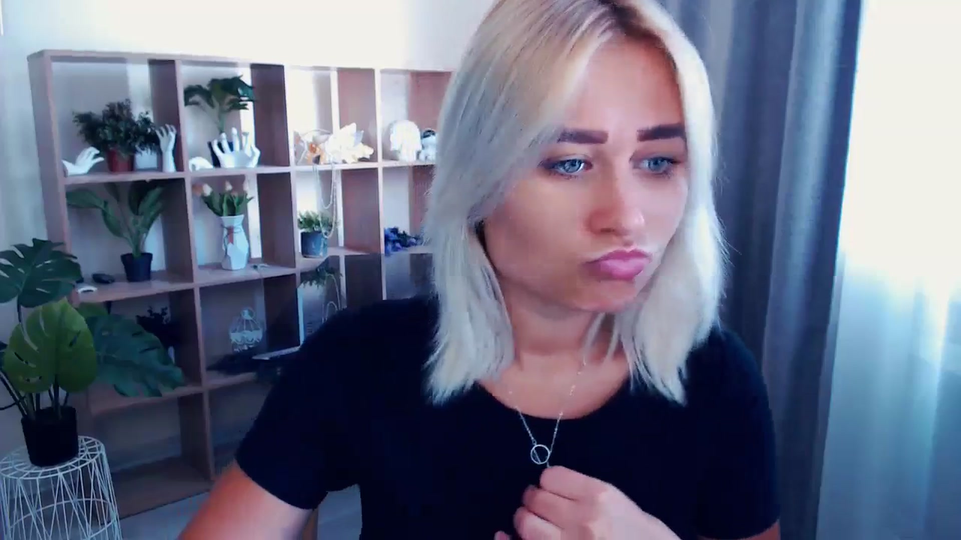 Gallery image thumbnail from Kukla_kolduna's myfreecams stream on, 07/07/2024, 12:56 image 6 of 20