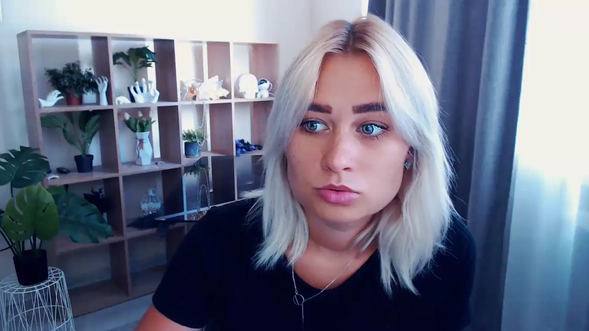 Gallery image thumbnail from Kukla_kolduna's myfreecams stream on, 07/07/2024, 13:35 image 3 of 20