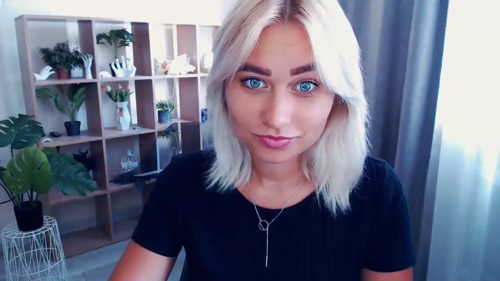 Gallery image thumbnail from Kukla_kolduna's myfreecams stream on, 07/07/2024, 13:35 image 17 of 20