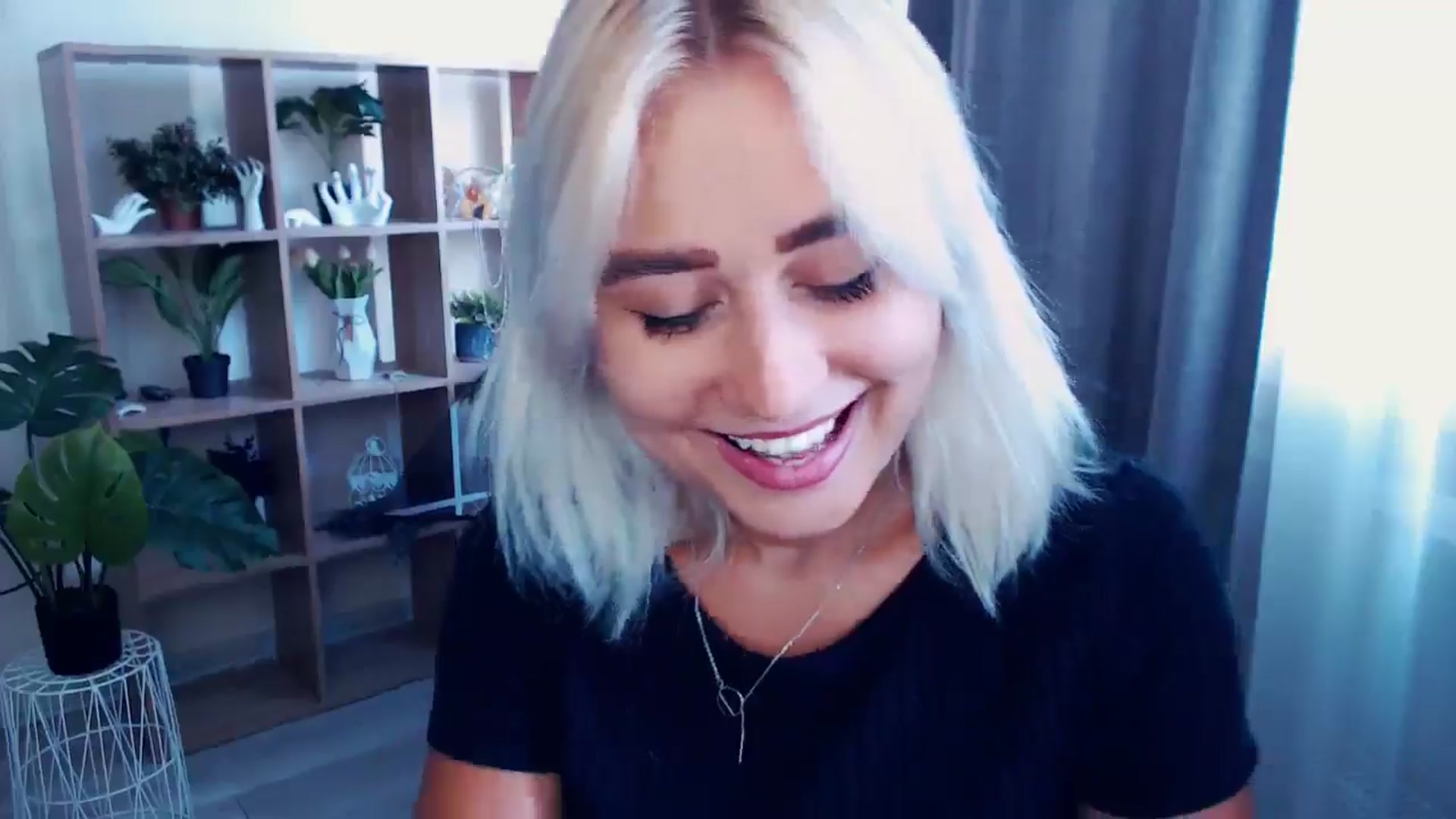 Gallery image thumbnail from Kukla_kolduna's myfreecams stream on, 07/07/2024, 14:23 image 2 of 20