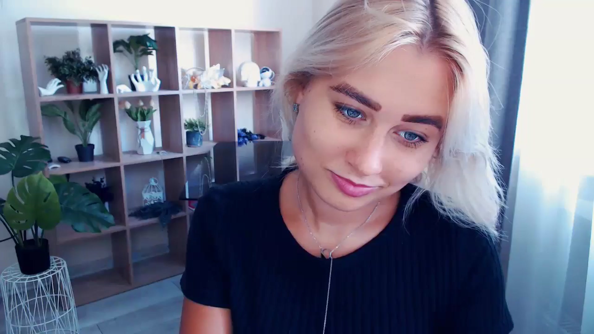 Gallery image thumbnail from Kukla_kolduna's myfreecams stream on, 07/07/2024, 14:23 image 16 of 20